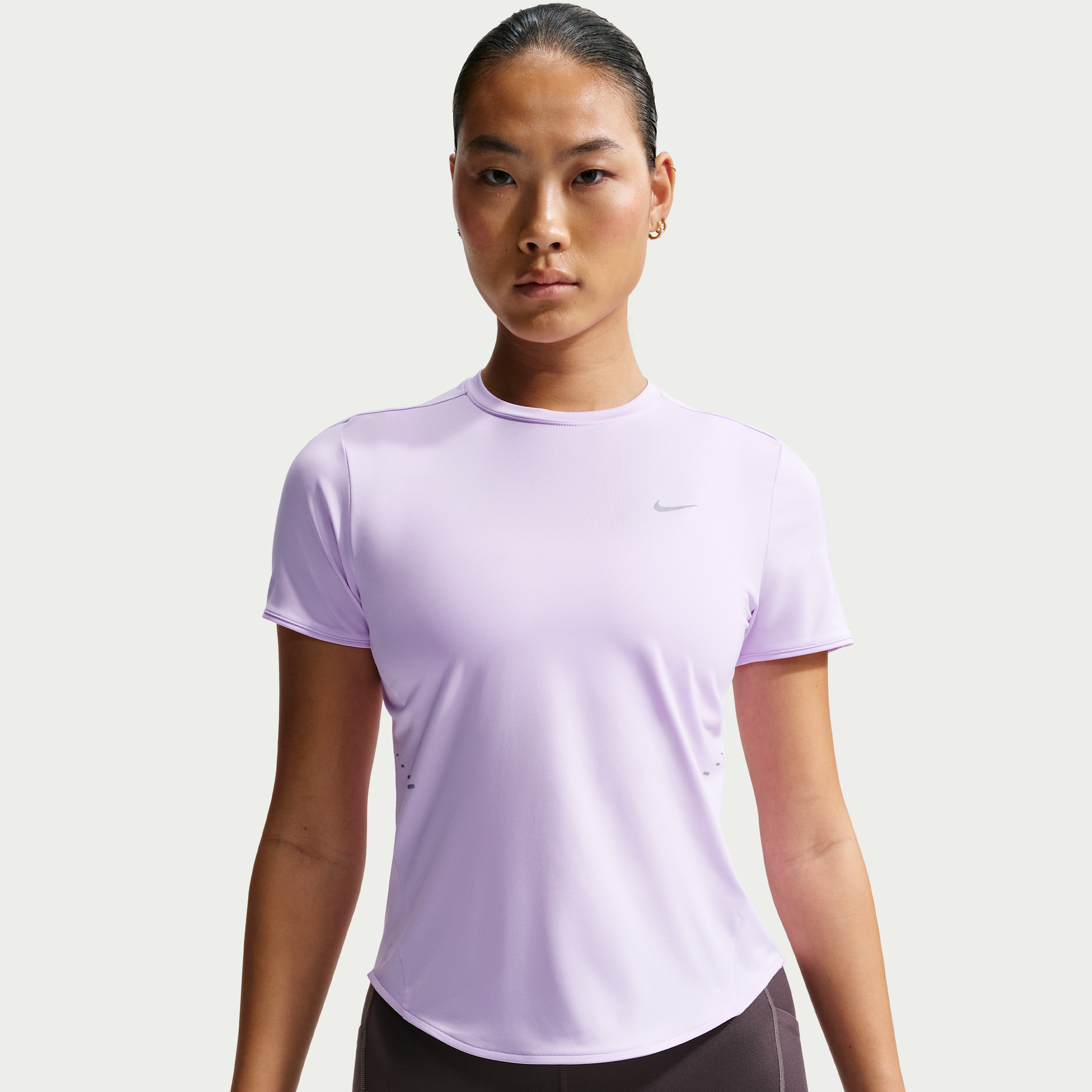 Thumbnail - Nike Swift Dri-FIT Kurzarm-Laufoberteil (Damen) - Lila