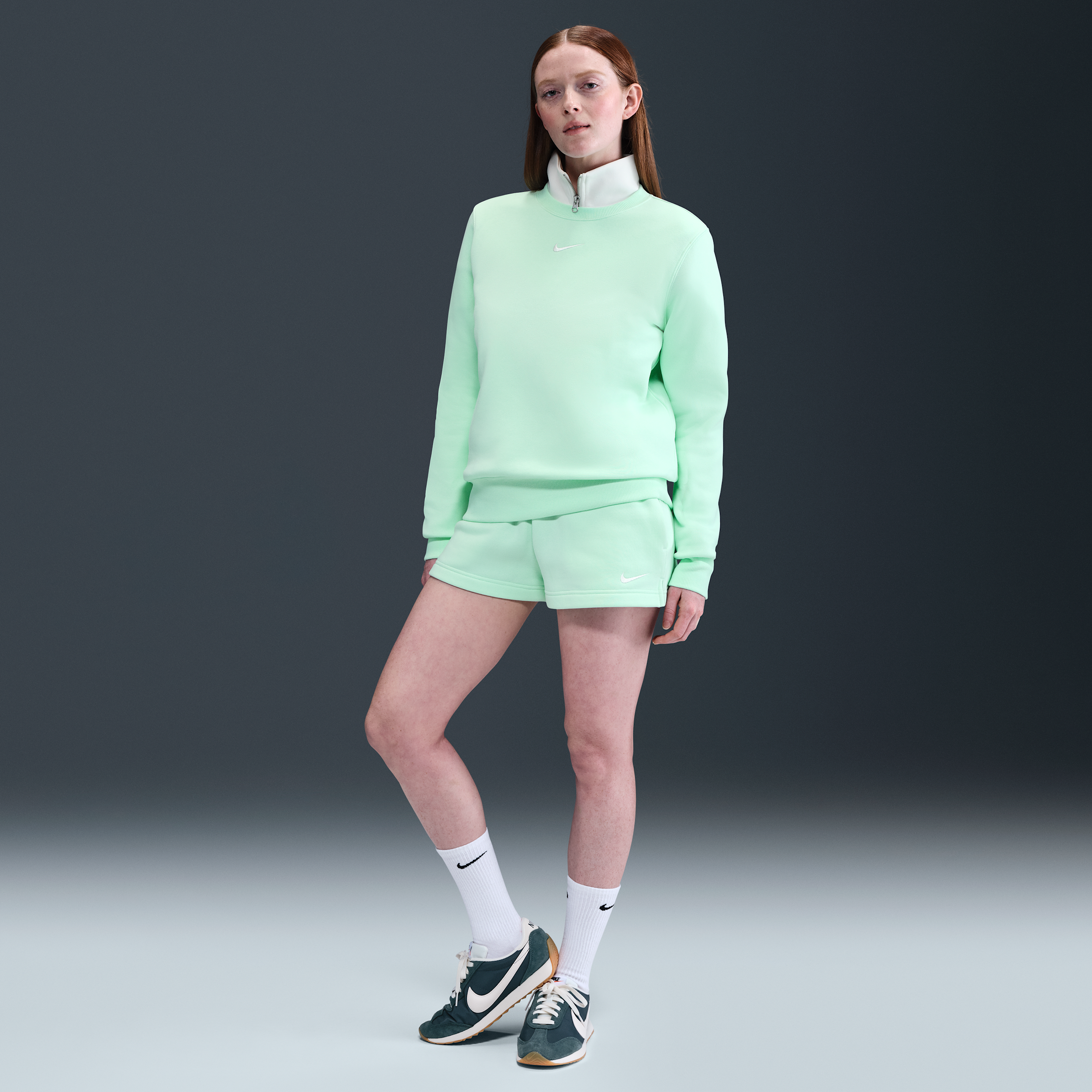Shorts a vita media 5 cm Nike Phoenix Fleece – Donna - Verde
