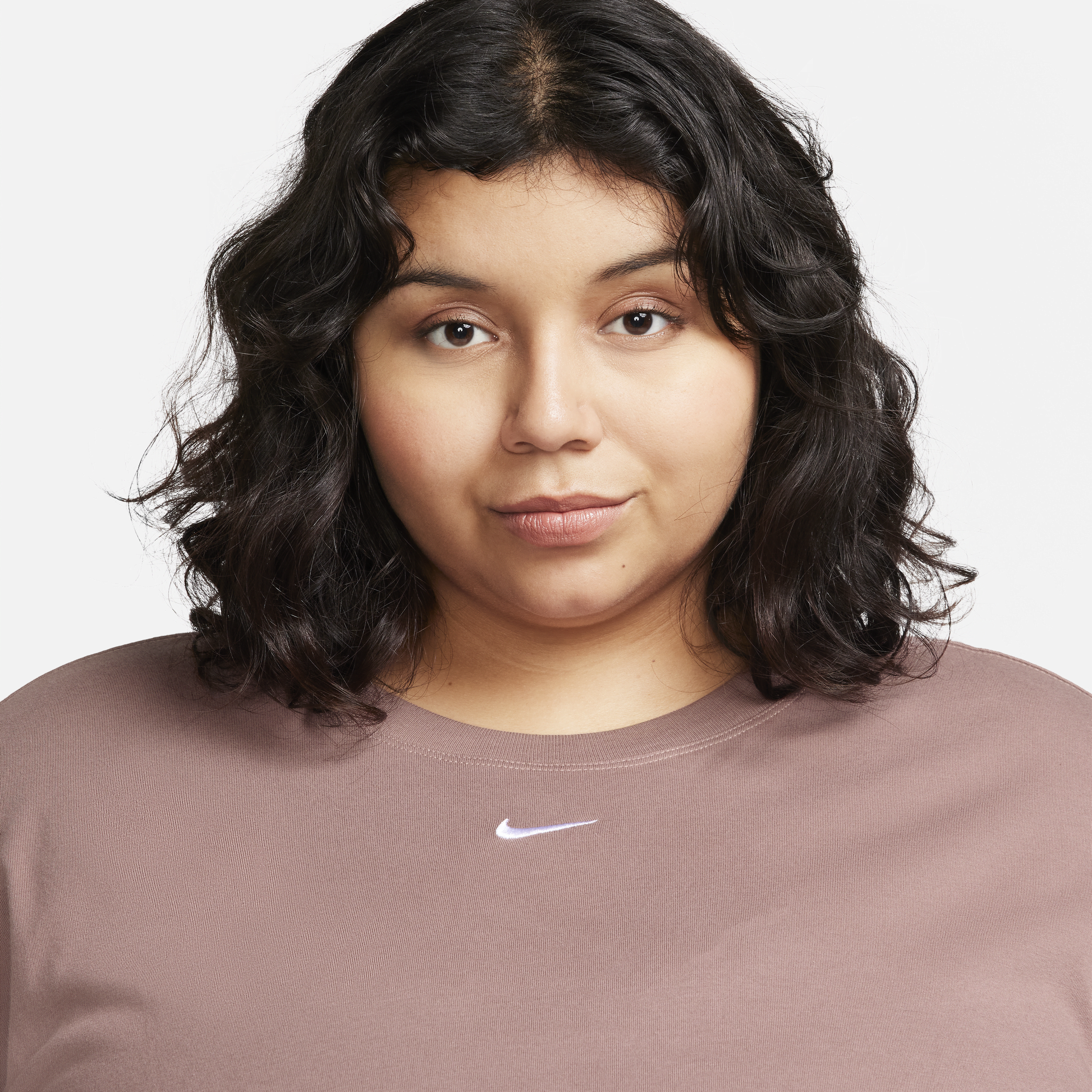 Nike Sportswear Essential T-shirt voor dames (Plus Size) Paars