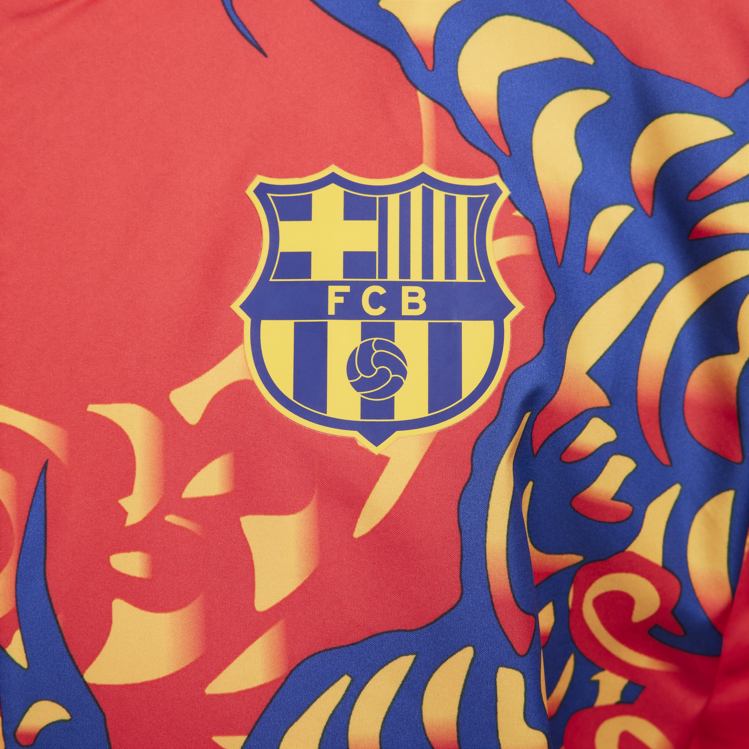 Nike FC Barcelona Essential Repel jack met capuchon voor dames Rood