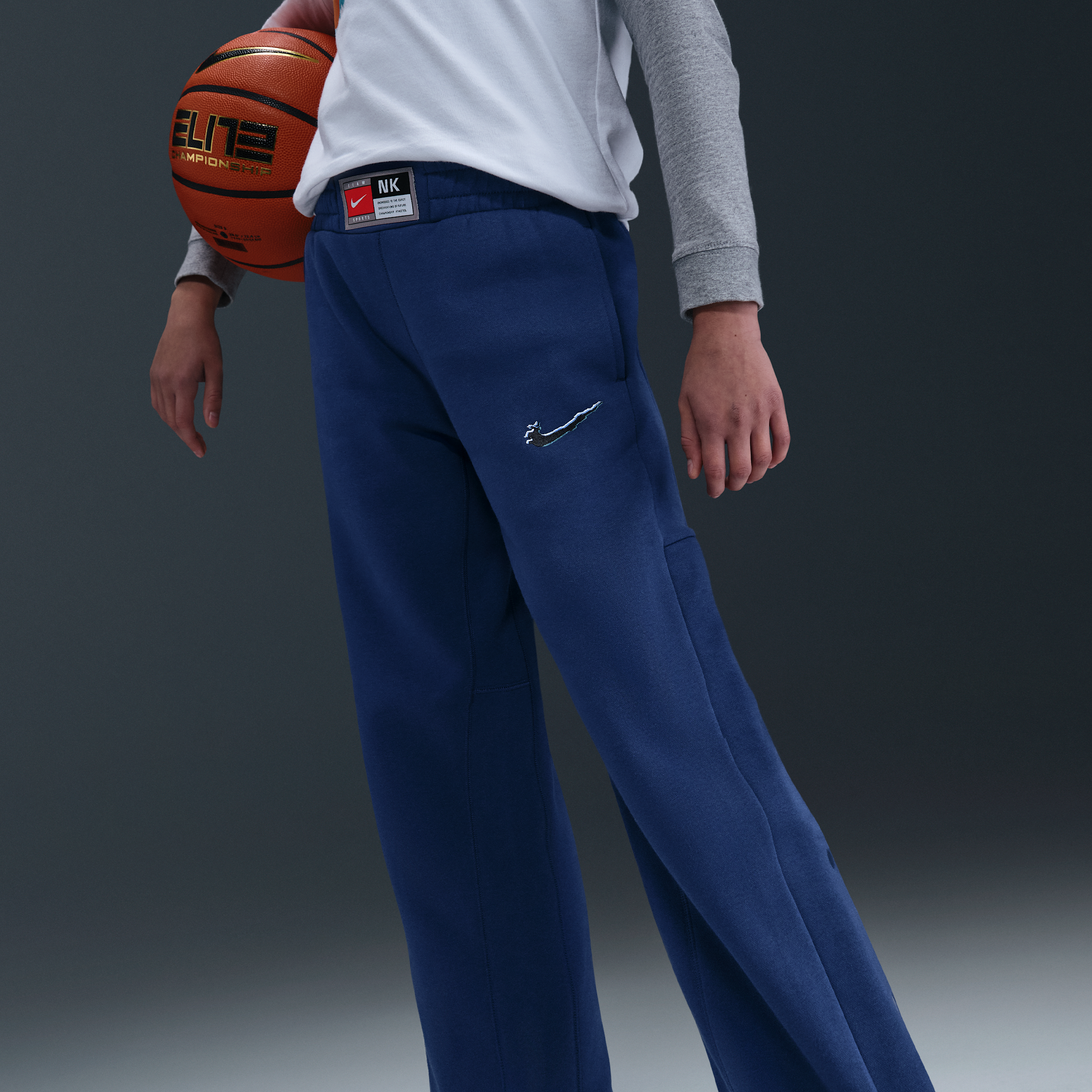 Thumbnail - Nike Culture of Basketball Fleece-Hose für ältere Kinder - Blau