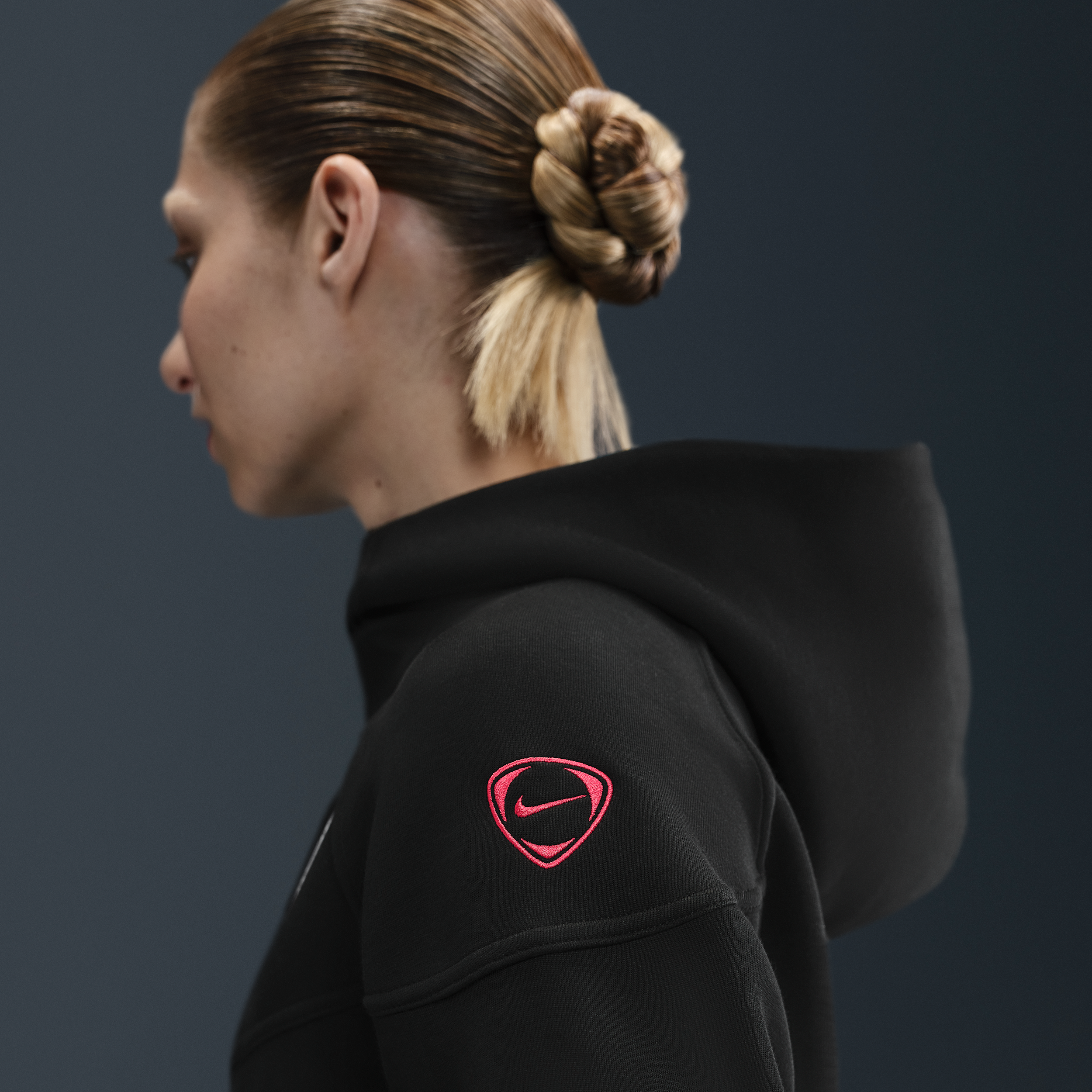 Thumbnail - Paris Saint-Germain Tech Windrunner Third Nike Total 90 Fußball-Kapuzenjacke aus Fleece (Damen) - Schwarz