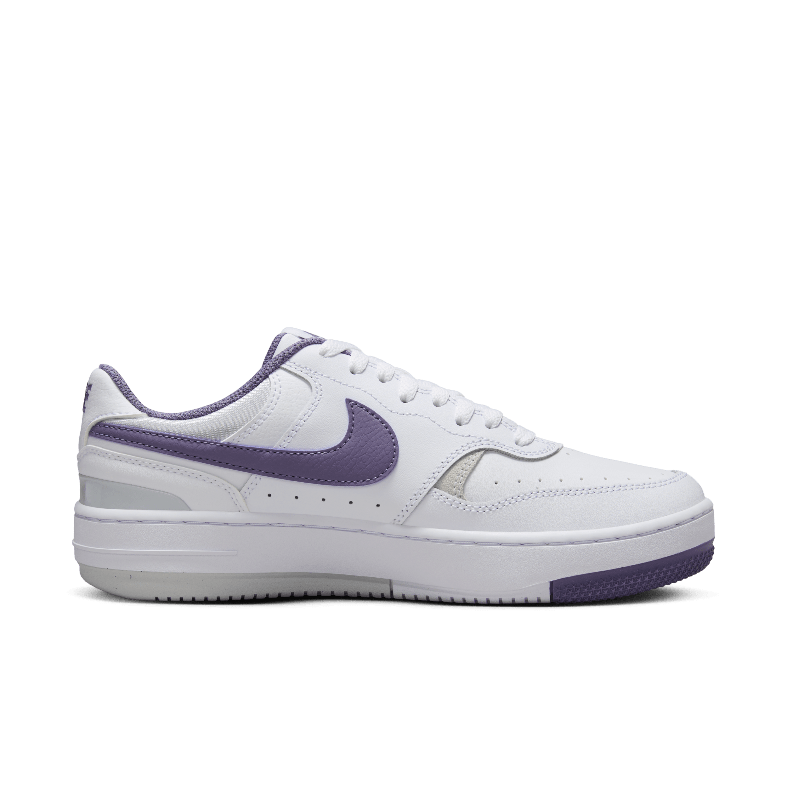 Chaussure Nike Gamma Force pour femme - Blanc