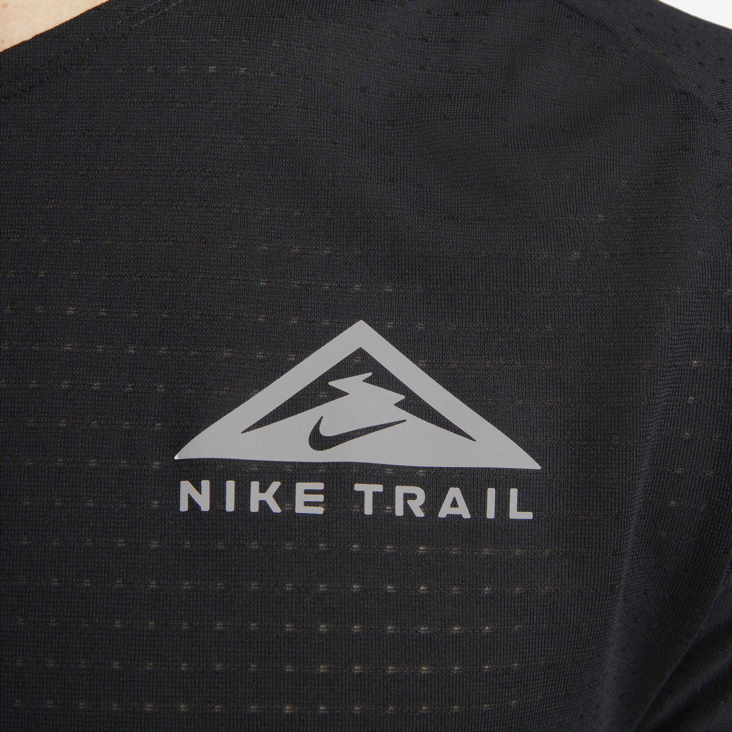 Haut de running Dri-FIT à manches courtes Nike Trail Solar Chase pour homme - Noir