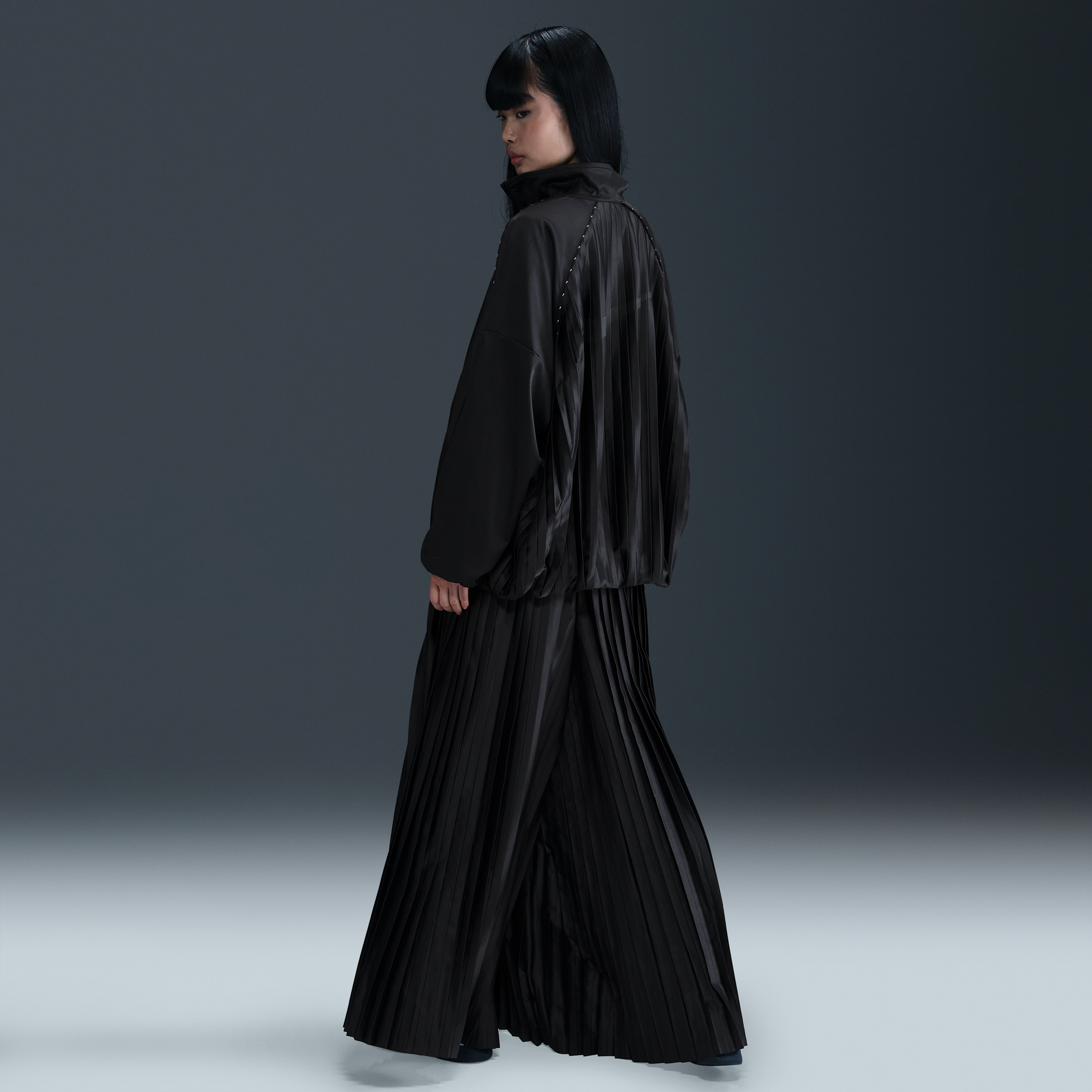 Nike Sportswear Collection trainingsbroek met plooien en halfhoge taille voor dames Zwart
