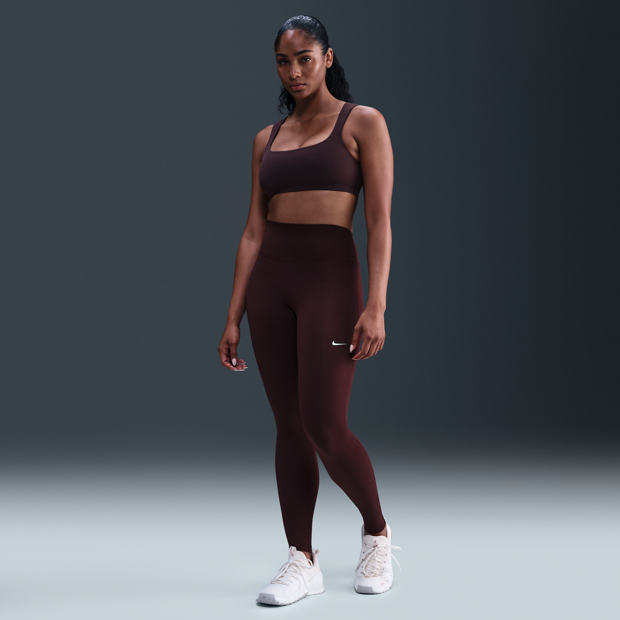 Thumbnail - Nike One Leggings in voller Länge mit nahtloser Vorderseite und hohem Bund (Damen) - Rot