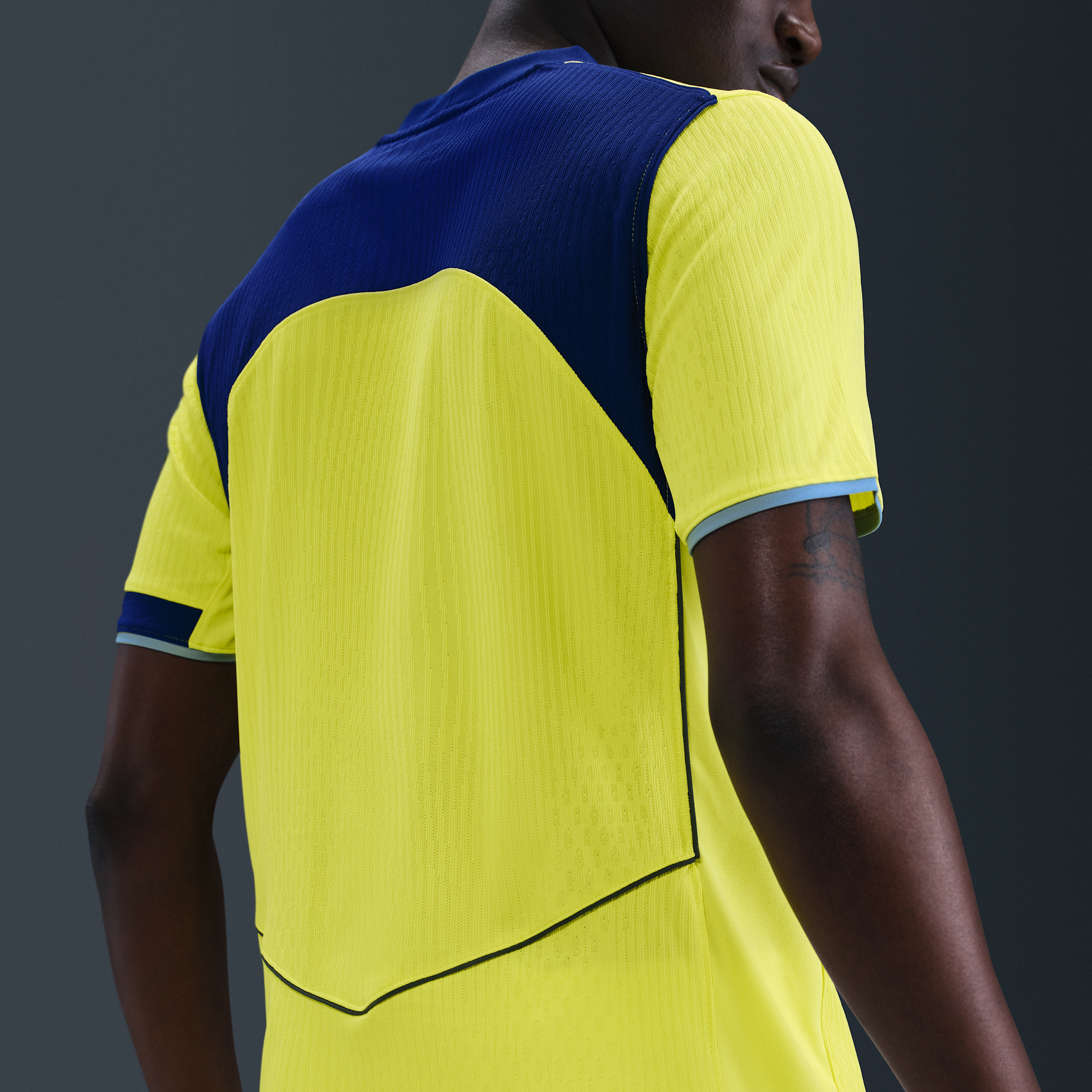 Thumbnail - Tottenham Hotspur 2025/26 Match Third Nike Authentic Dri-FIT ADV Total 90 Fußballtrikot (Herren) - Gelb