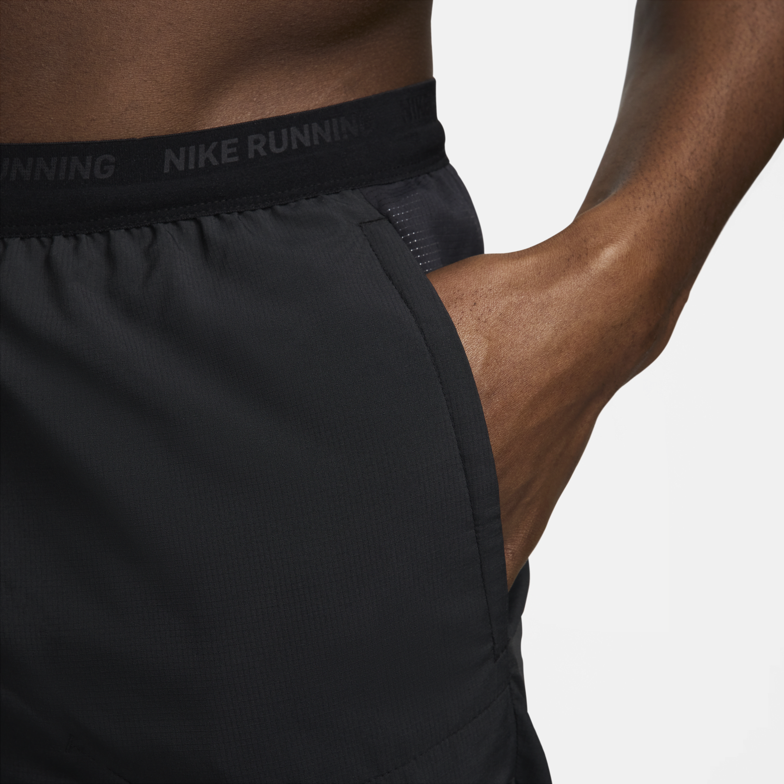 Nike Flex Stride Run Energy hardloopshorts met binnenbroek voor heren (13 cm) Zwart