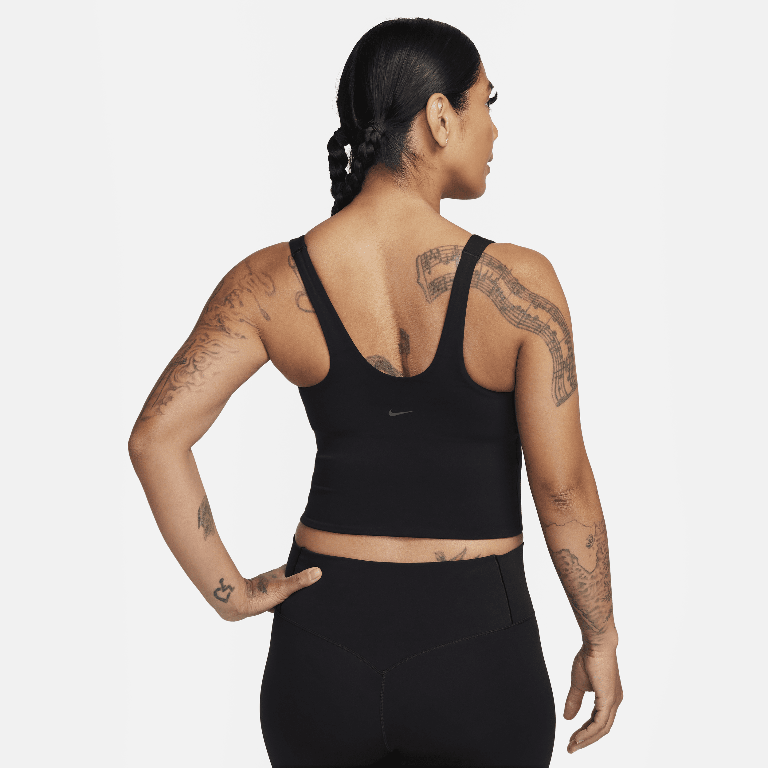 Nike Alate tanktop met padded sport-bh en medium ondersteuning Zwart