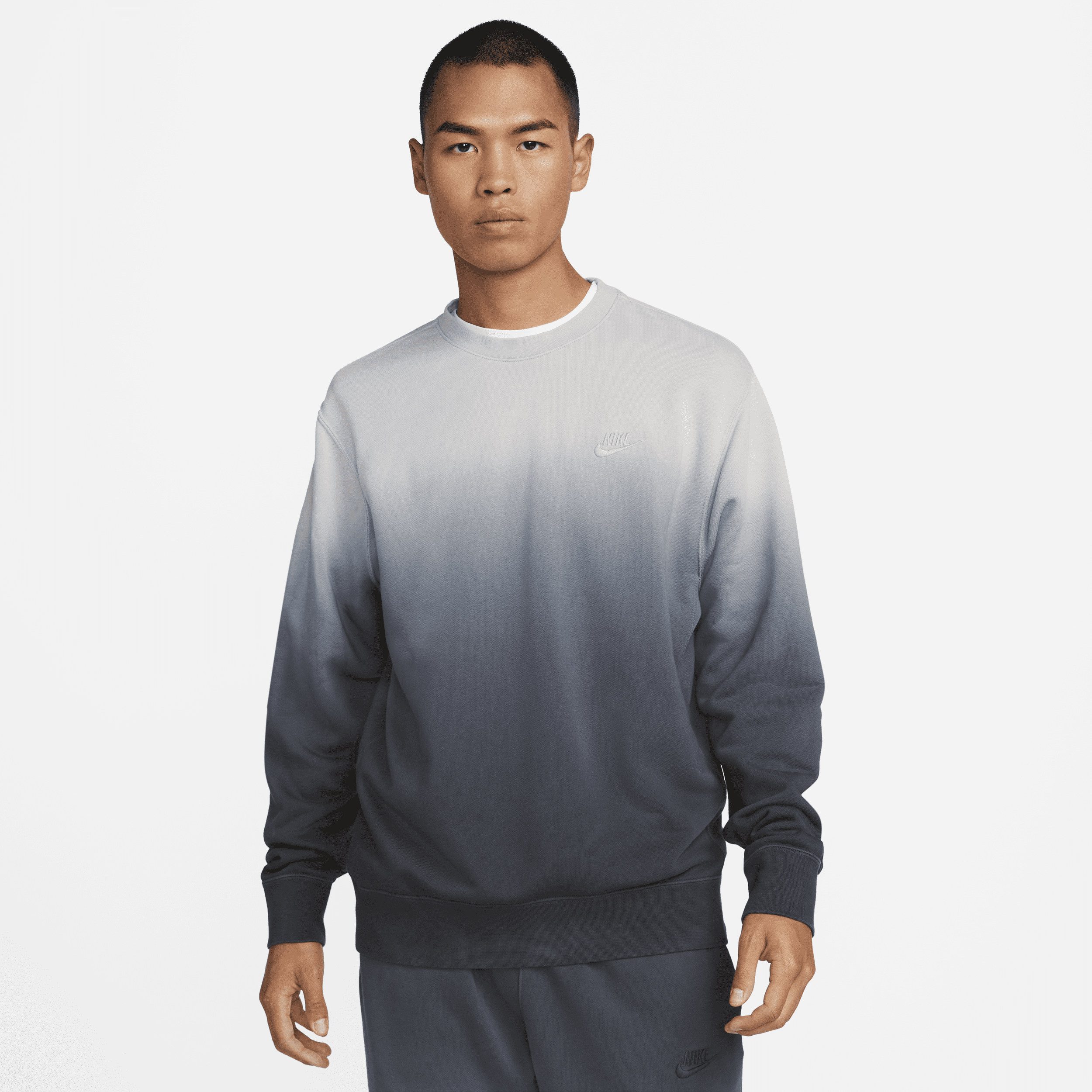 Męska bluza z dzianiny dresowej z gradientem Nike Sportswear Club Fleece+ - Szary
