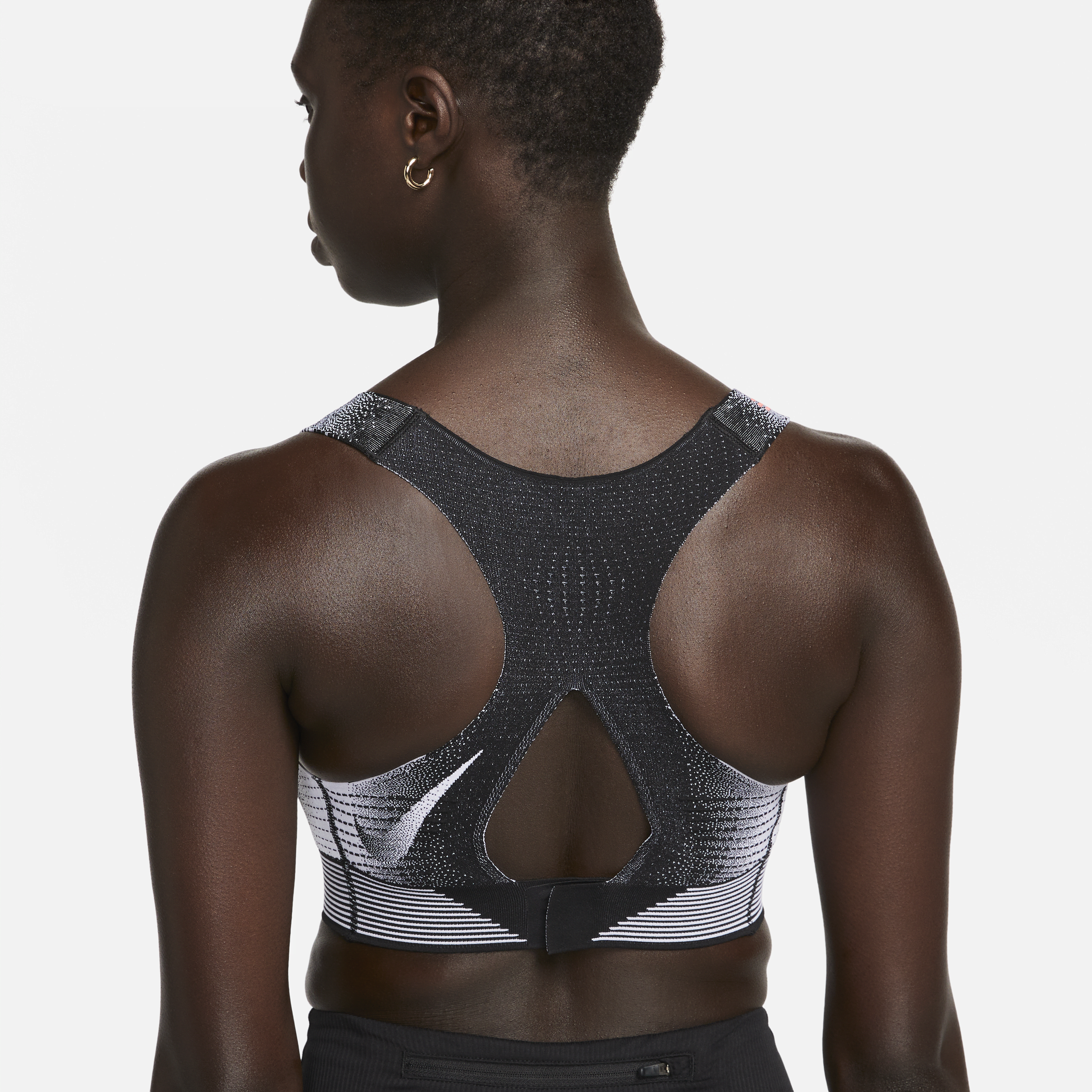 Brassière de sport non rembourrée à maintien supérieur Nike Swoosh Flyknit pour femme - Noir