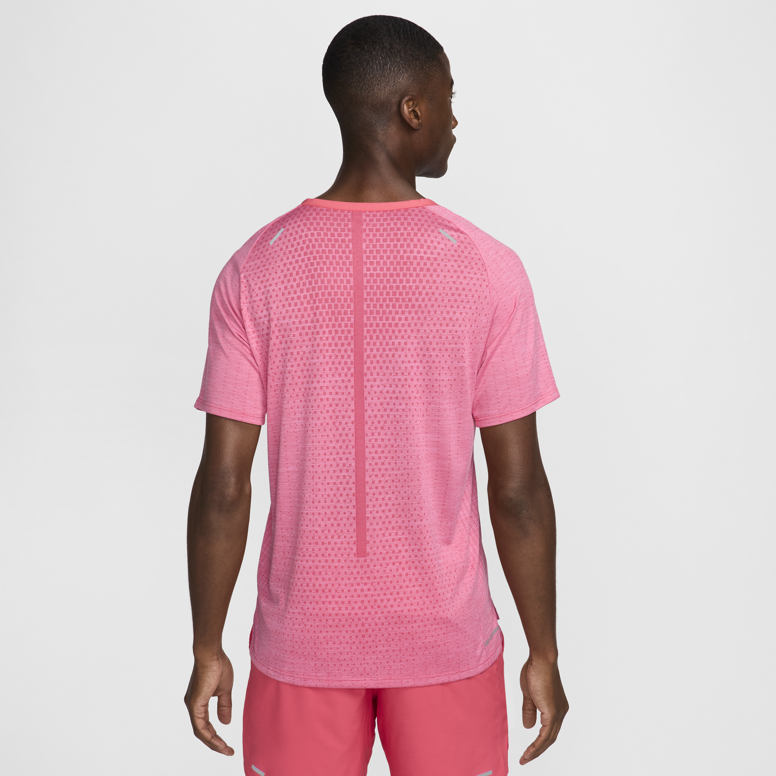 Haut de running à manches courtes Dri-FIT Nike TechKnit ADV pour homme - Rose