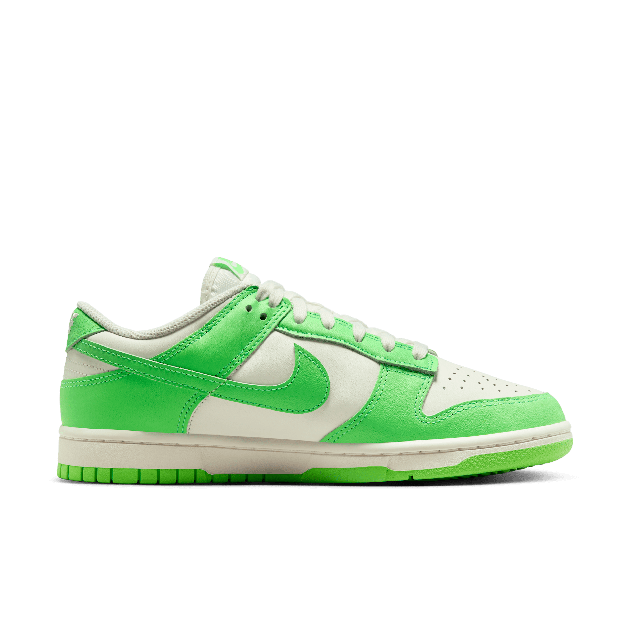 Chaussure Nike Dunk Low pour femme - Blanc