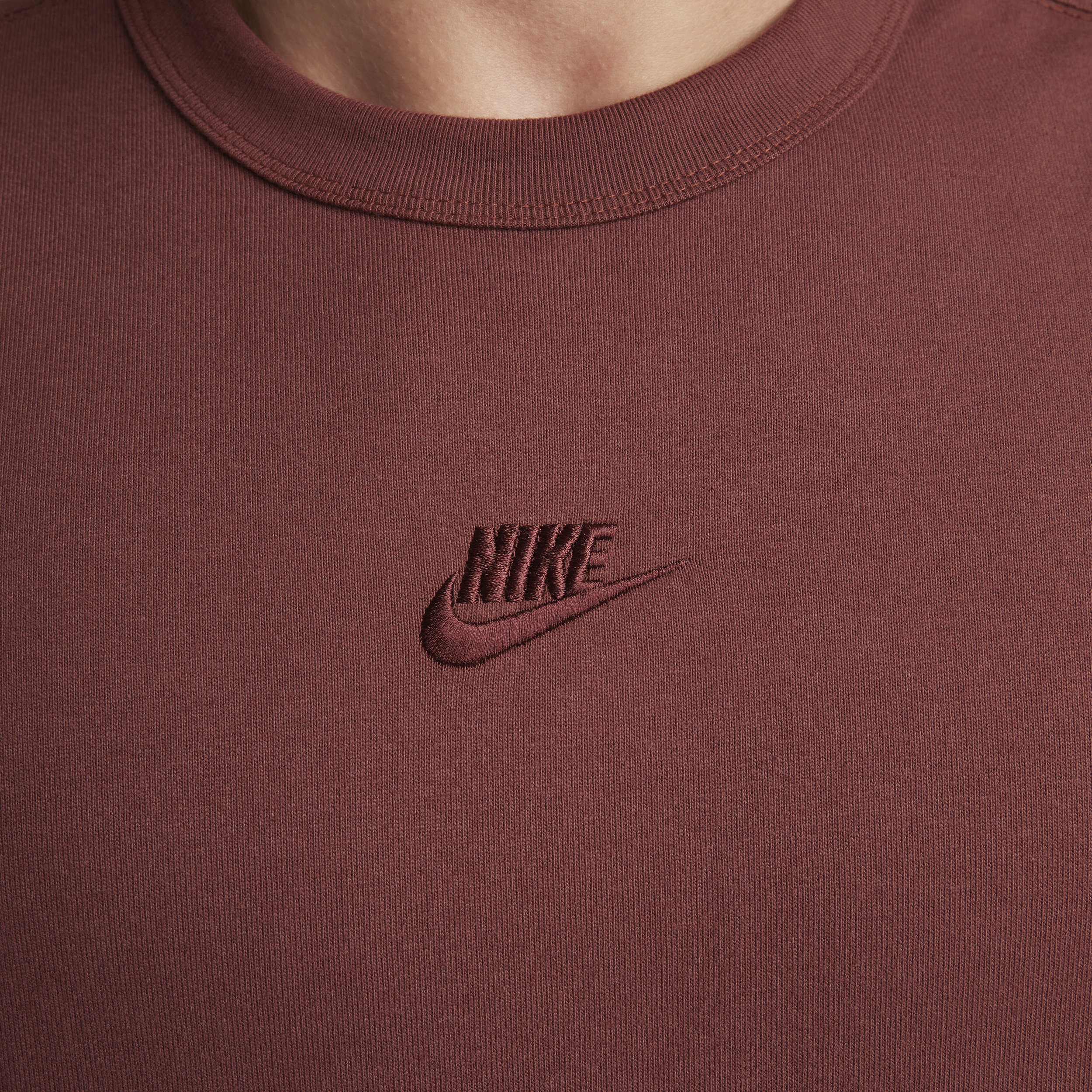 Tee-shirt Nike Sportswear Premium Essentials pour Homme - Marron