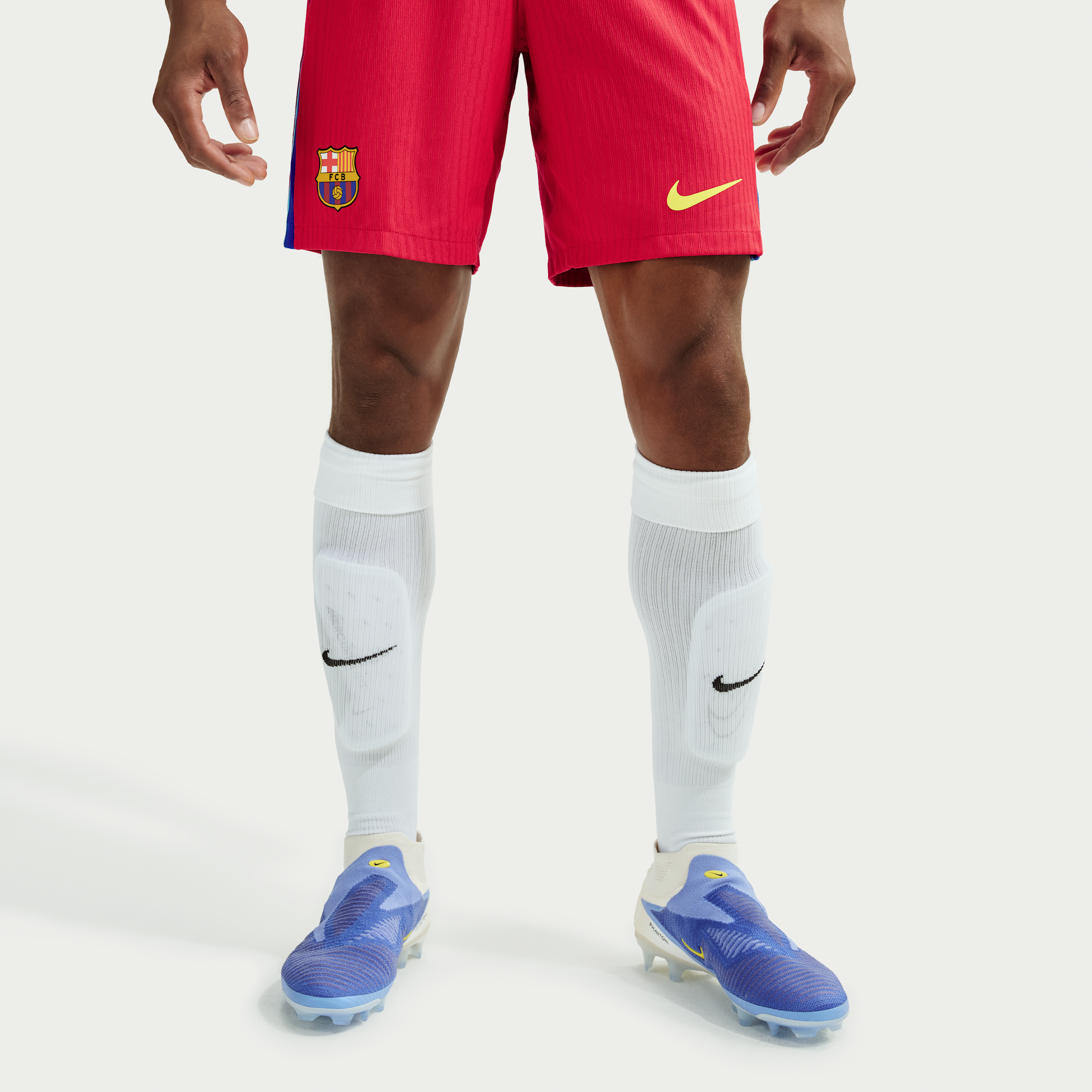 Thumbnail - FC Barcelona 2025/26 Match Fourth Nike Authentic Dri-FIT ADV Fußballshorts für Herren - Rot