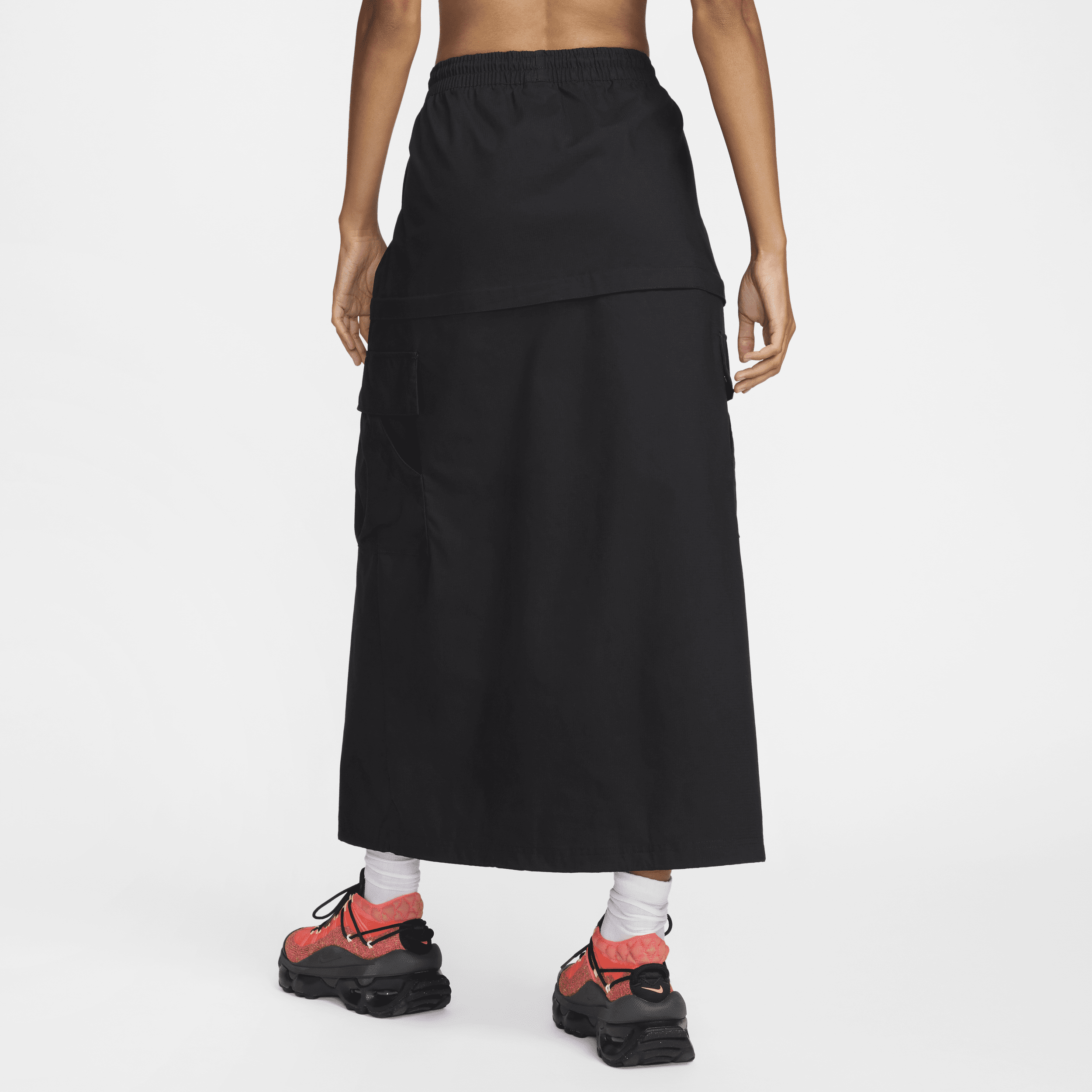 Jupe cargo mi-longue tissée à taille mi-haute Nike Sportswear Essential pour femme - Noir