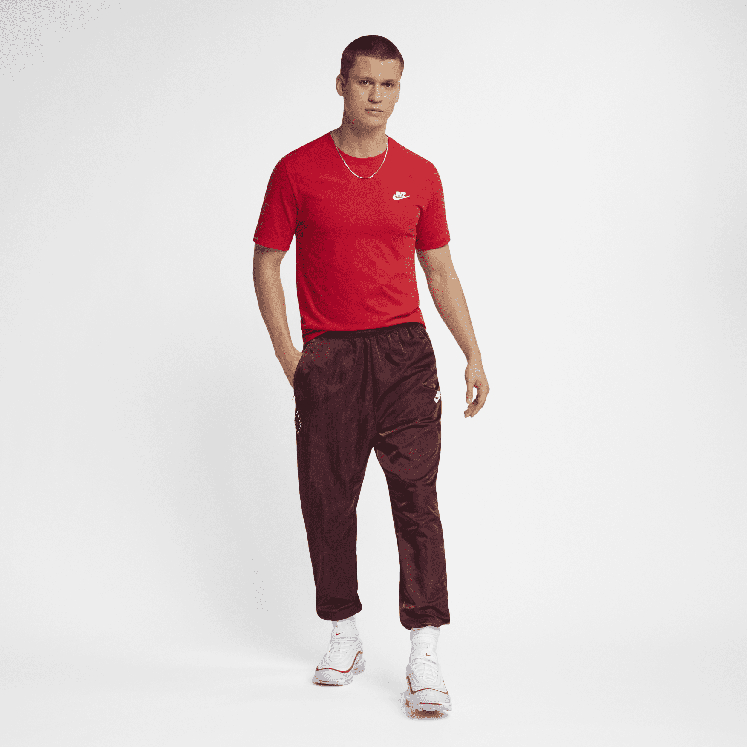 T-shirt Nike Sportswear Club pour Homme - Rouge