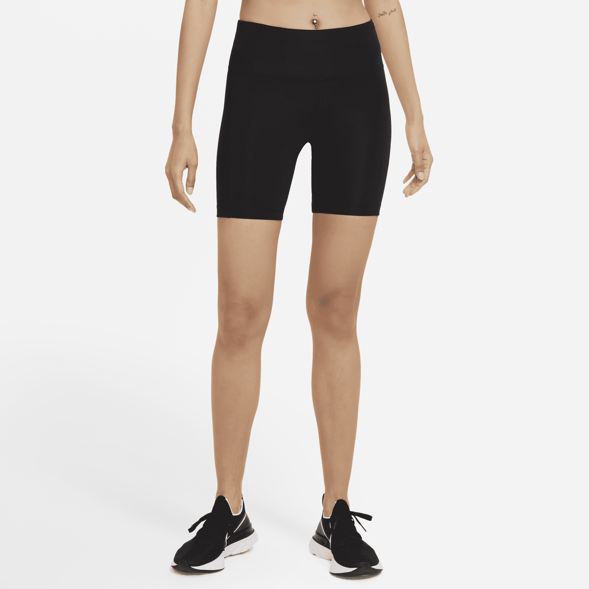 Image of Nike Fast Hardloopshorts met halfhoge taille voor dames (18 cm) - Zwart