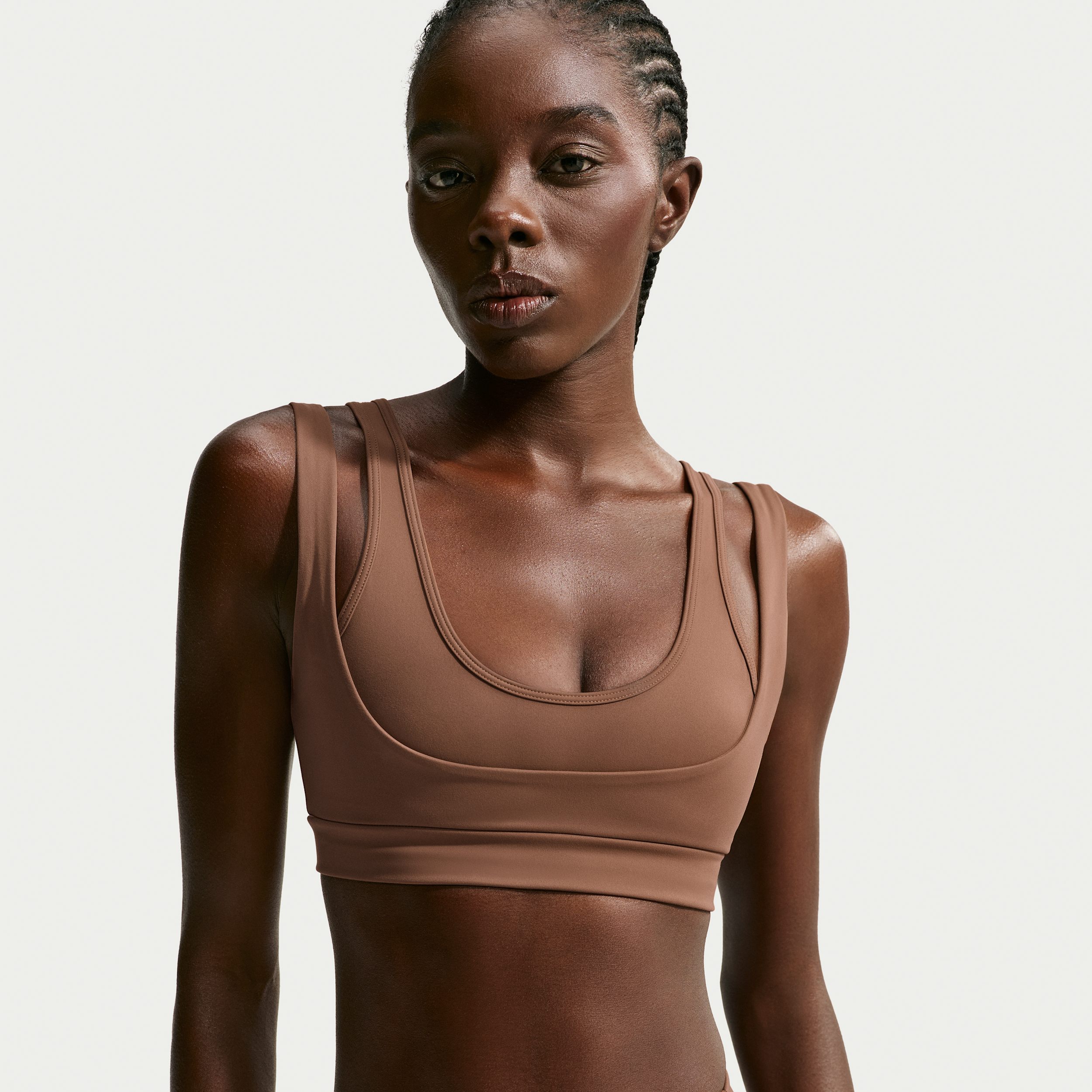 NikeSKIMS Matte Scoop-bh med dobbelte stropper til kvinder - brun