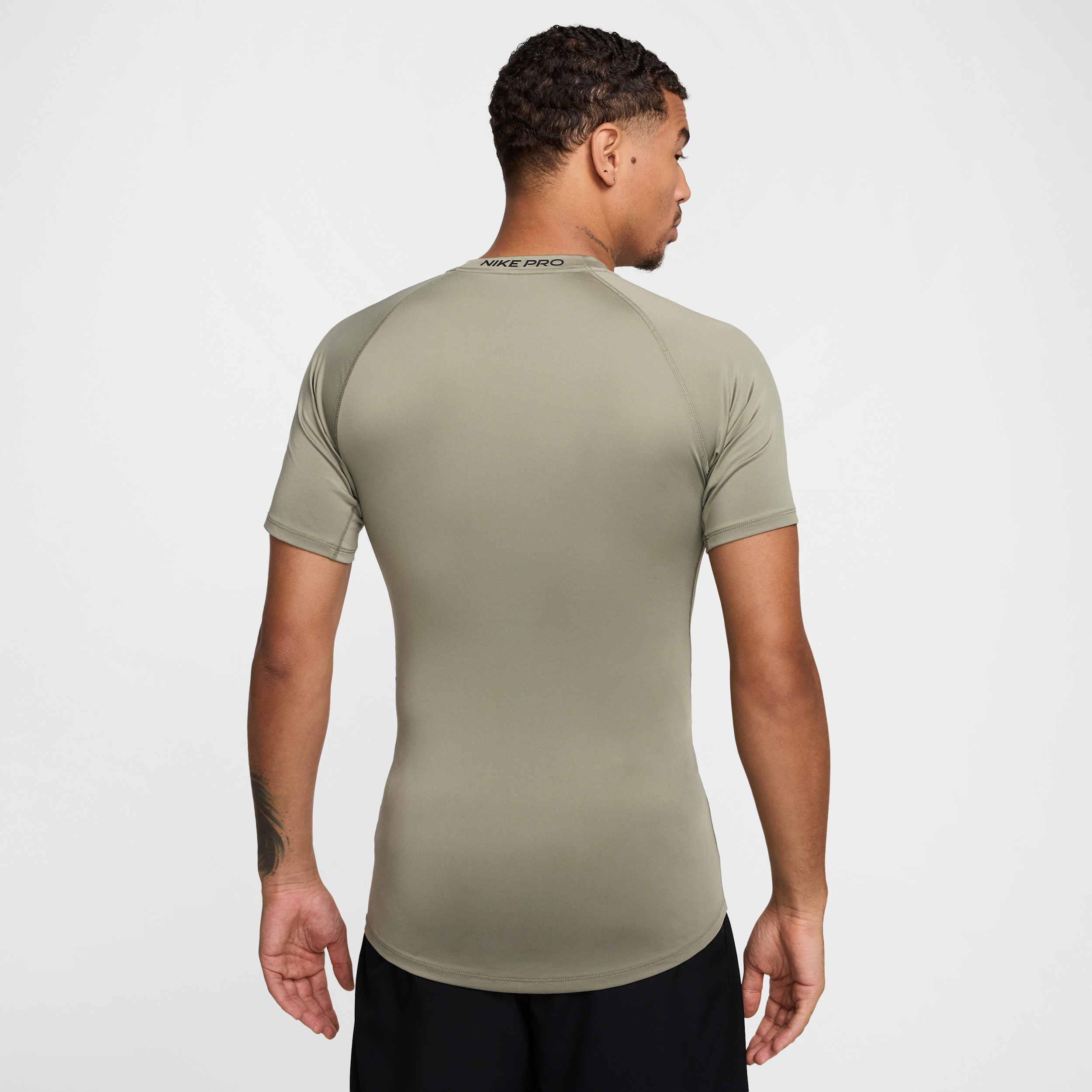 Haut de fitness ajusté à manches courtes Nike Pro Dri-FIT pour homme - Vert