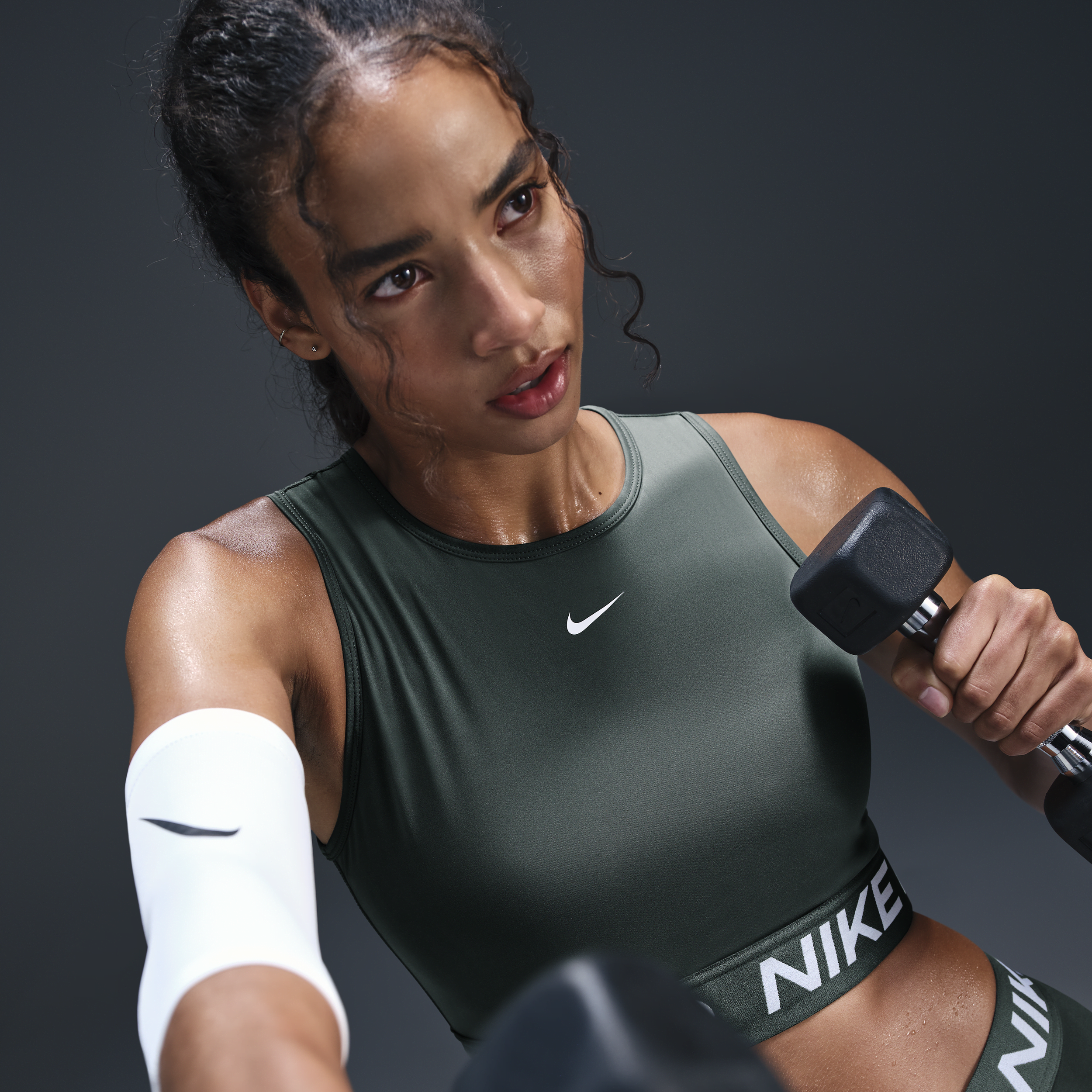 Débardeur court Nike Pro Dri-FIT pour femme - Vert