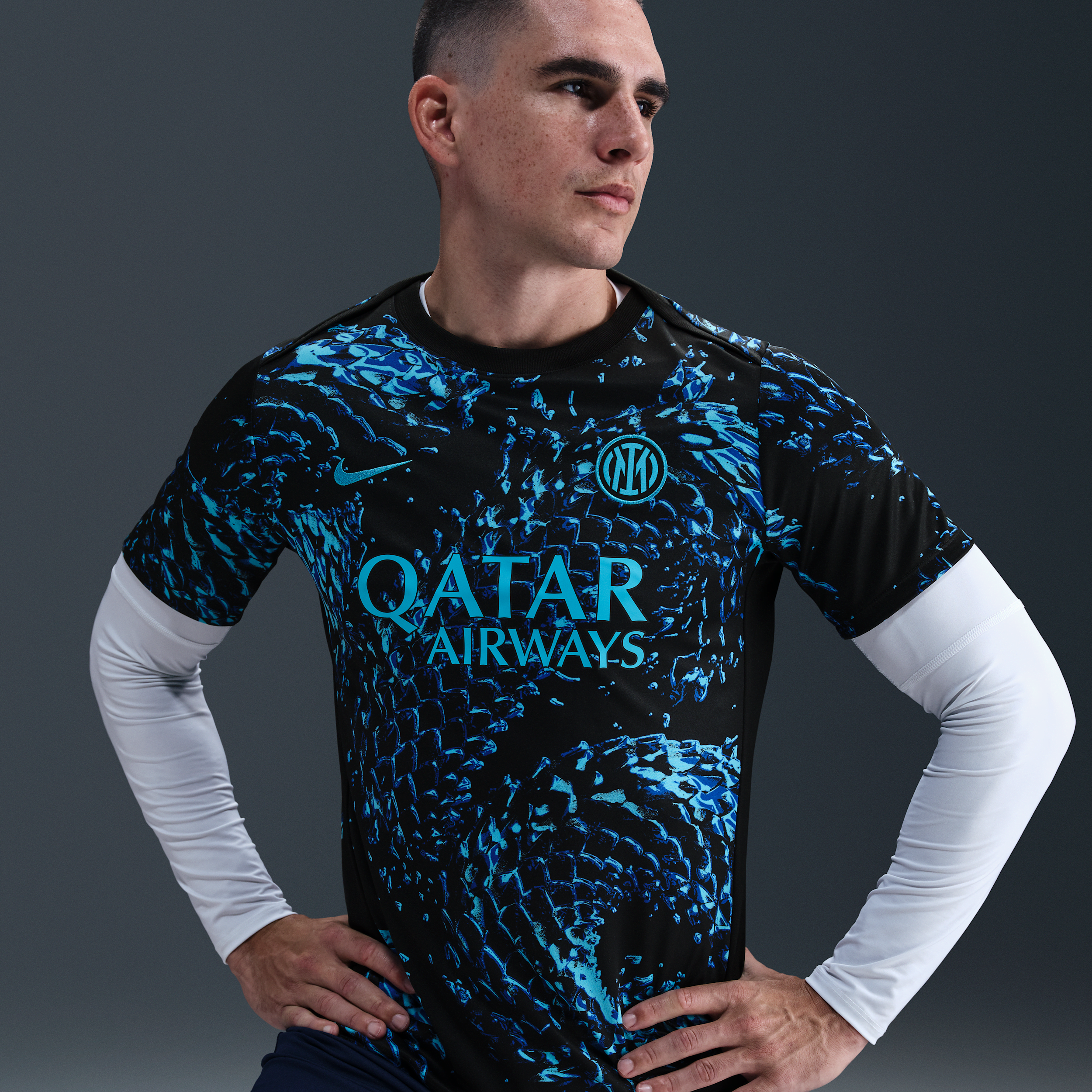 Thumbnail - Inter Mailand Academy Pro Nike Dri-FIT kurzärmeliges Pre-Match-Fußballoberteil (Herren) - Blau