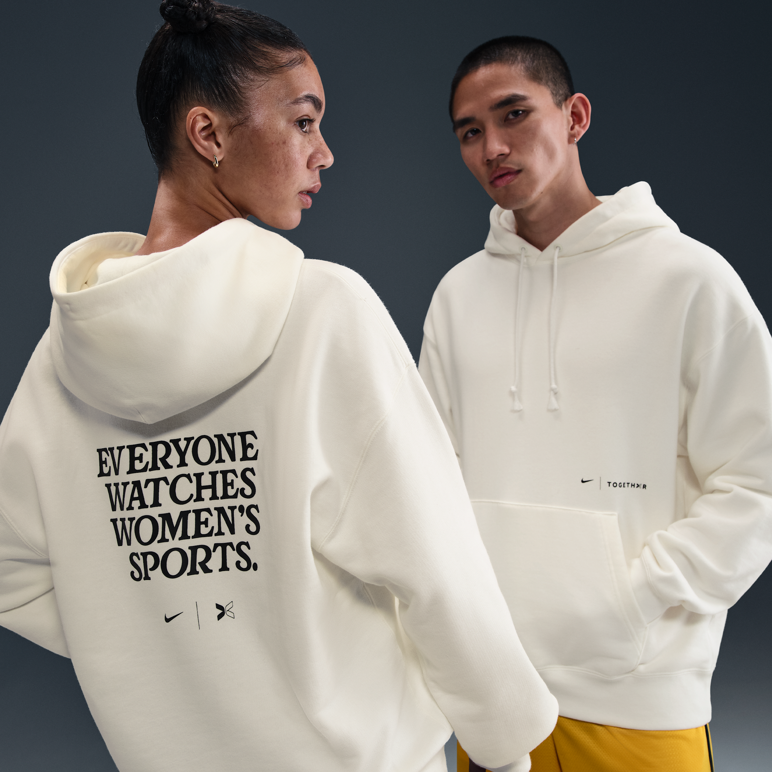 Thumbnail - Everyone Watches Women's Sports™ Nike by TOGETHXR Hoodie - Weiß