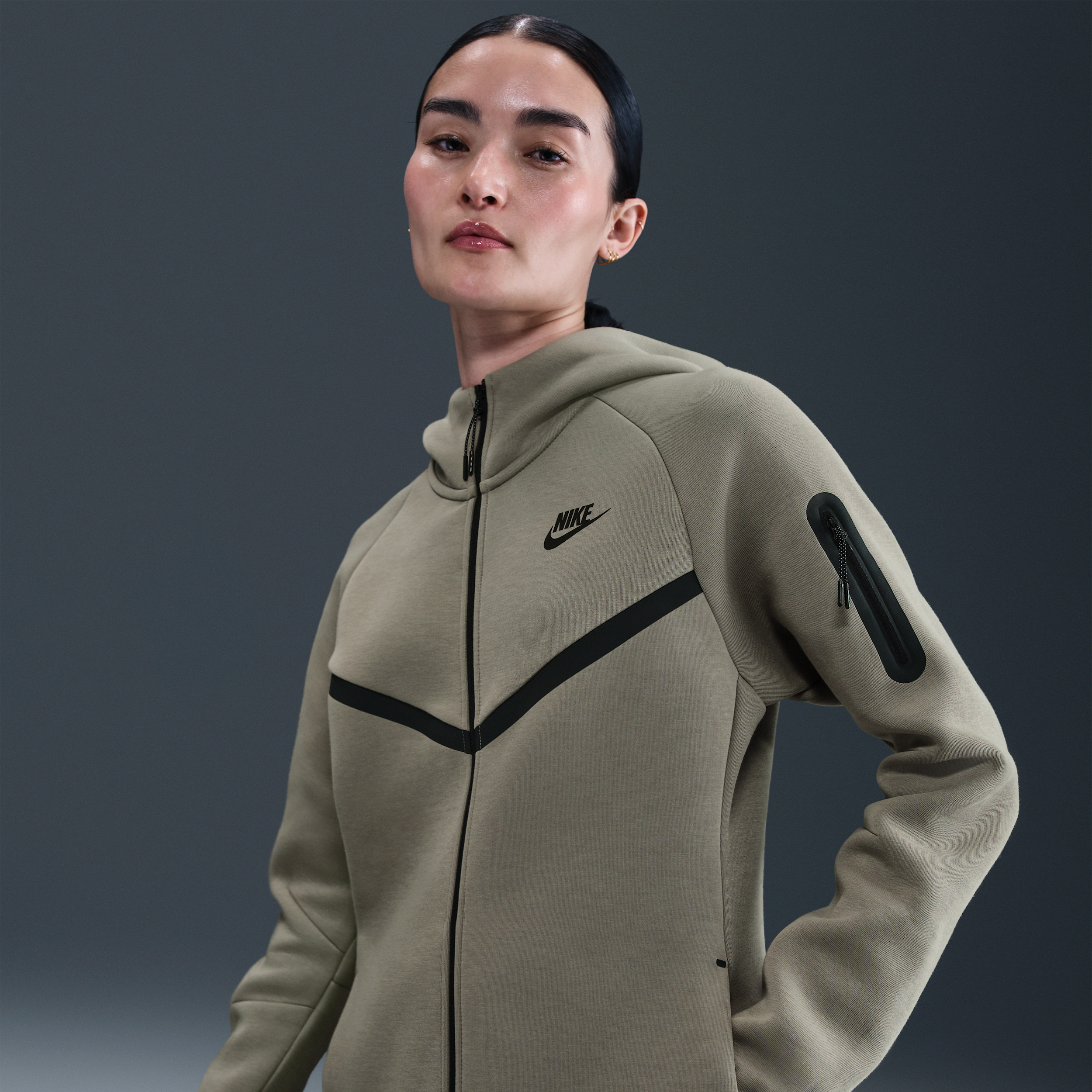 Nike Sportswear Tech Fleece Windrunner Womens Full-Zip Hoodie - Green - Cotton/Polyester