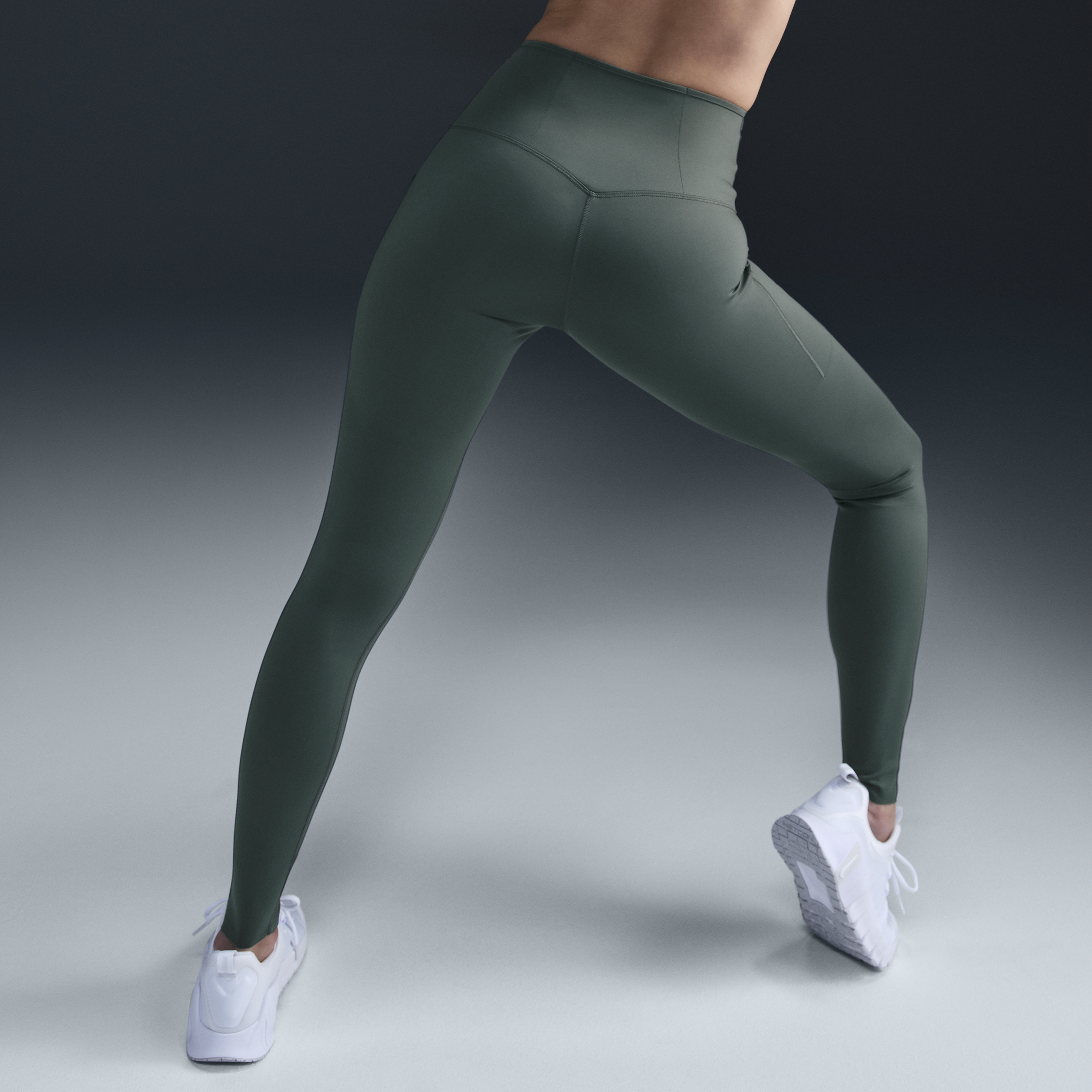 Legging taille haute à maintien supérieur et coupe longue avec poches Nike Go pour femme - Vert