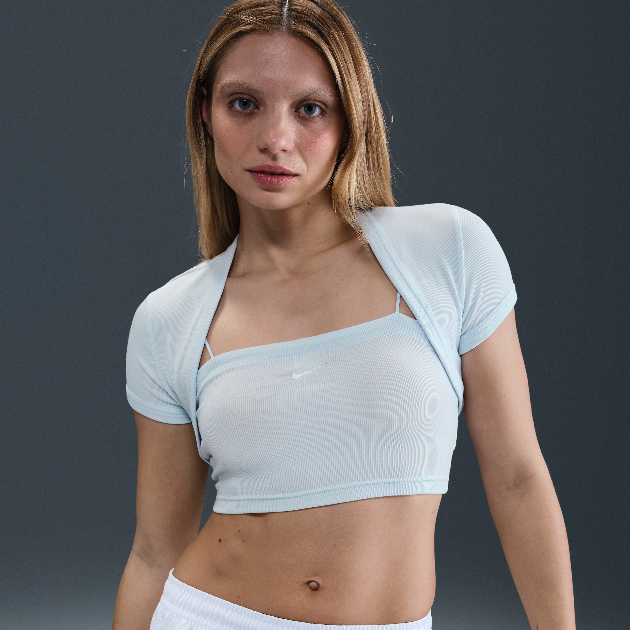 Thumbnail - Nike Sportswear Chill Knit enges, kurz geschnittenes Mini-Rib 2-in-1-Oberteil (Damen) - Blau