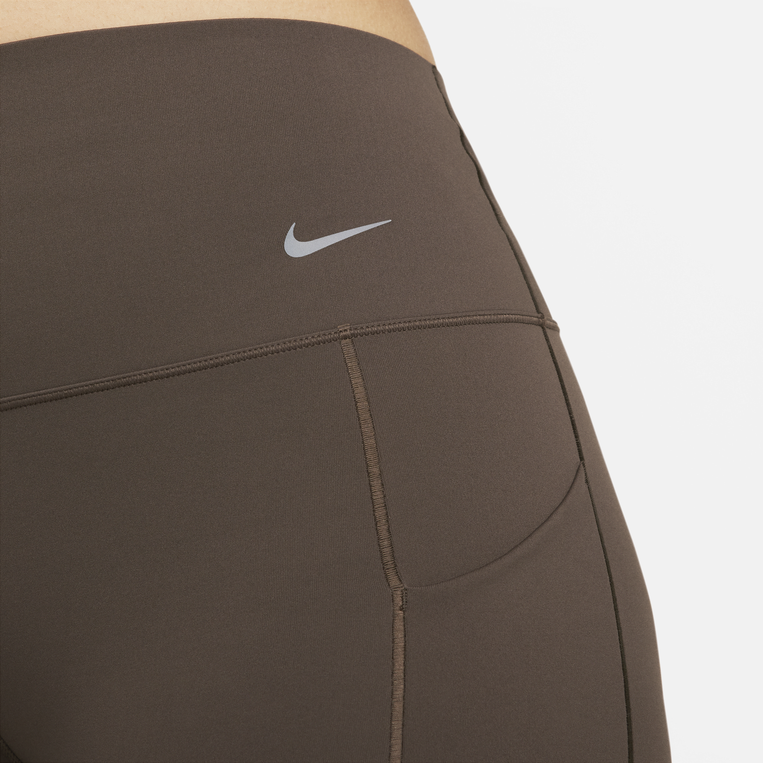 Nike Universa Lange legging met hoge taille zakken en medium ondersteuning voor dames Bruin