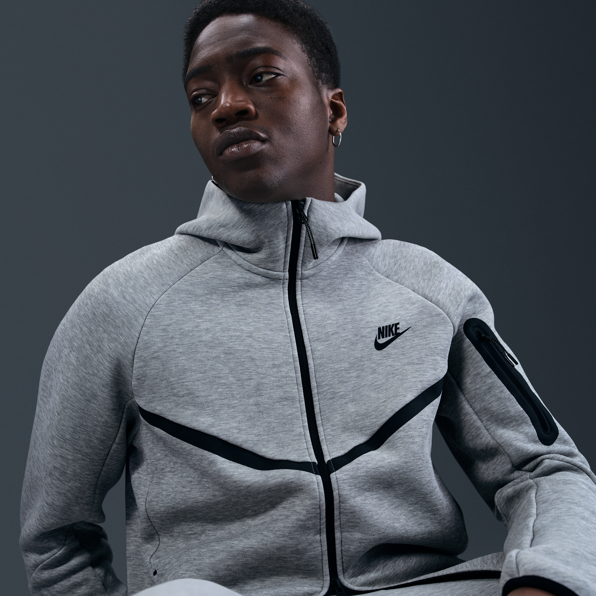 Sweat à capuche et zip Windrunner Nike Tech pour homme - Gris