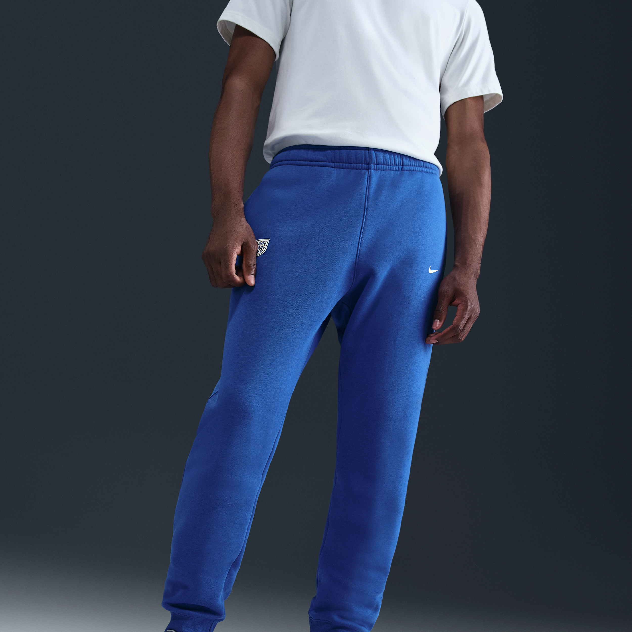 Thumbnail - England Club Nike Fußball-Jogger (Herren) - Blau