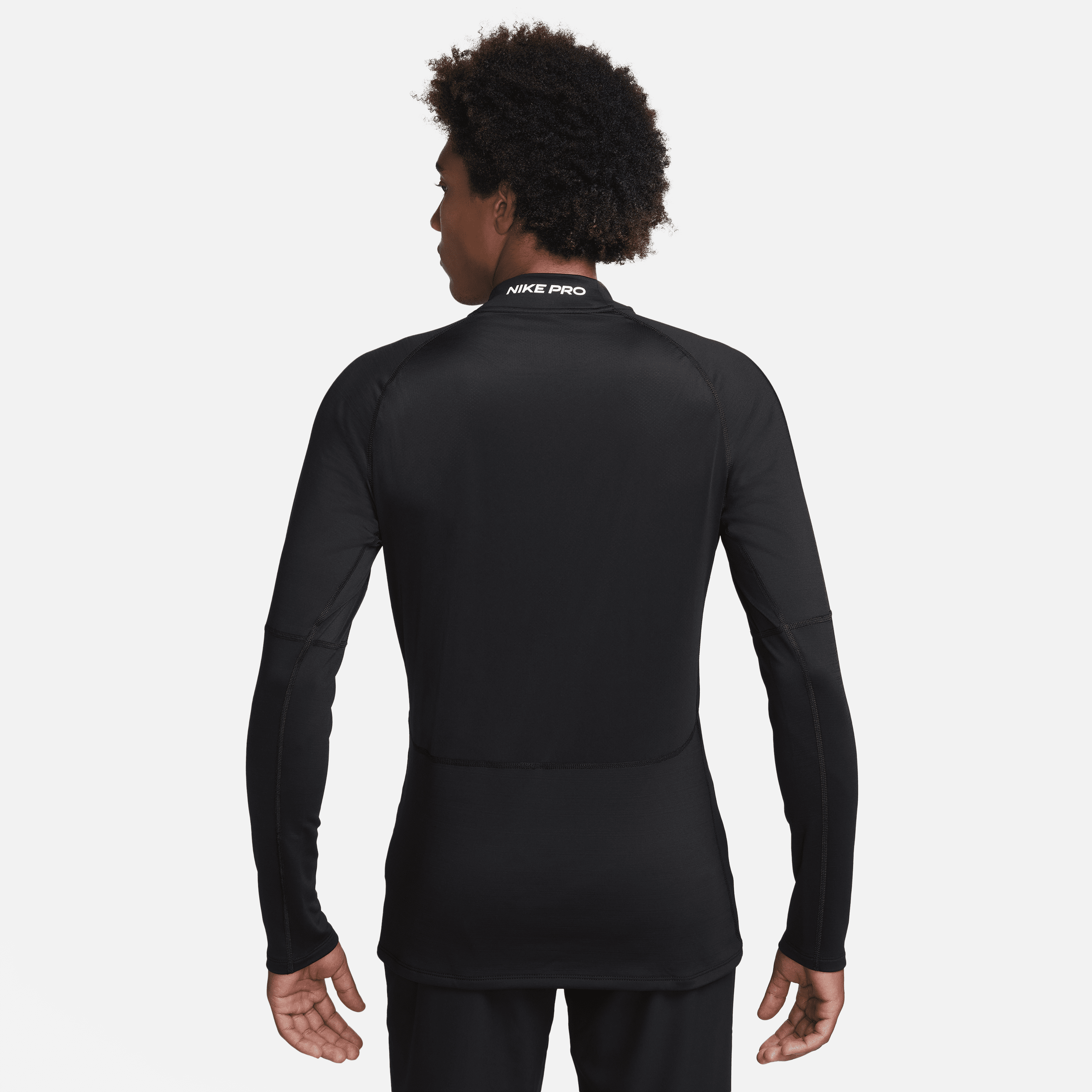 Nike Pro Dri-FIT warme fitnesstop met opstaande kraag en lange mouwen voor heren Zwart