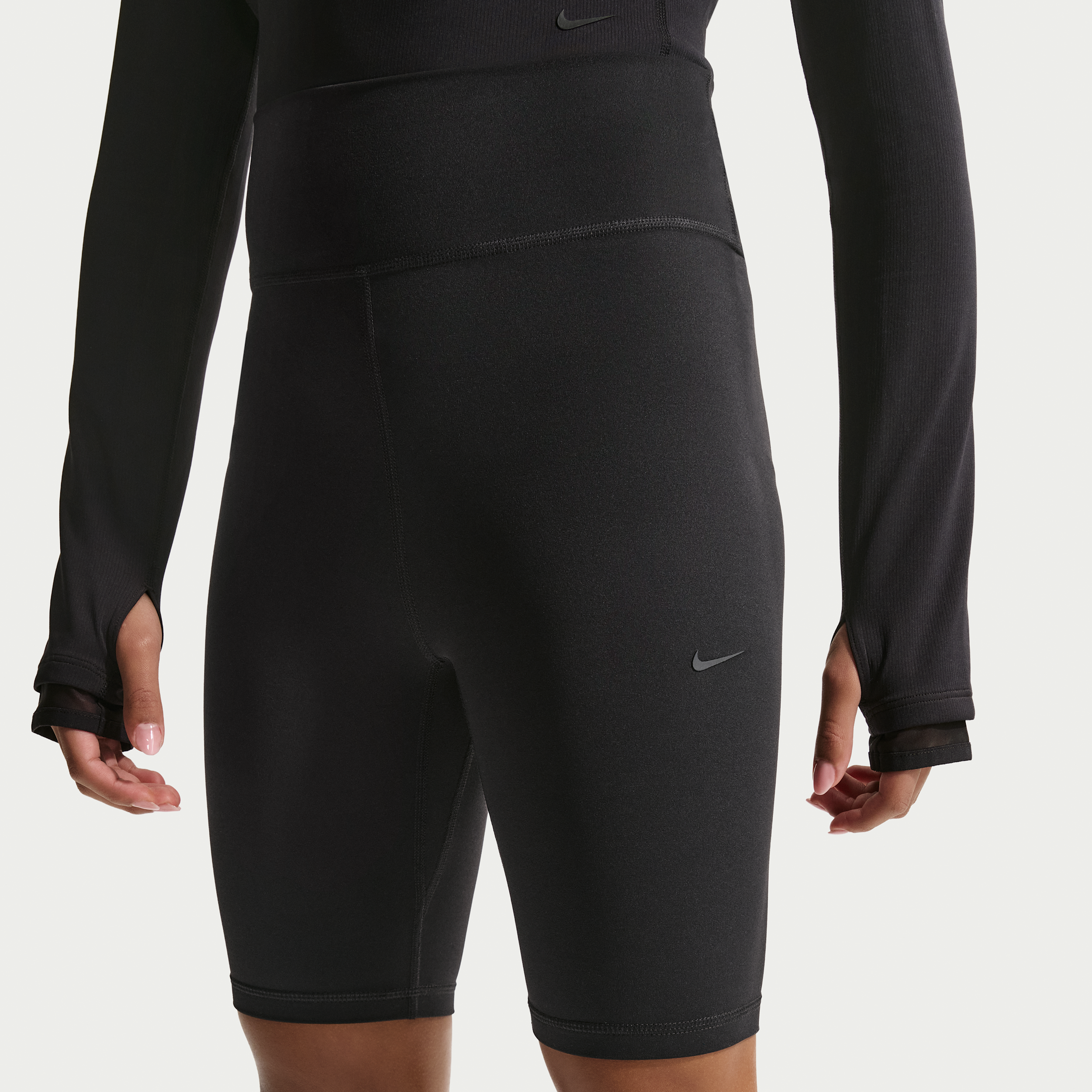 Thumbnail - Nike MAVN Mädchen-Shorts mit Dri-FIT-Technologie und hohem Bund (ca. 18 cm) - Schwarz