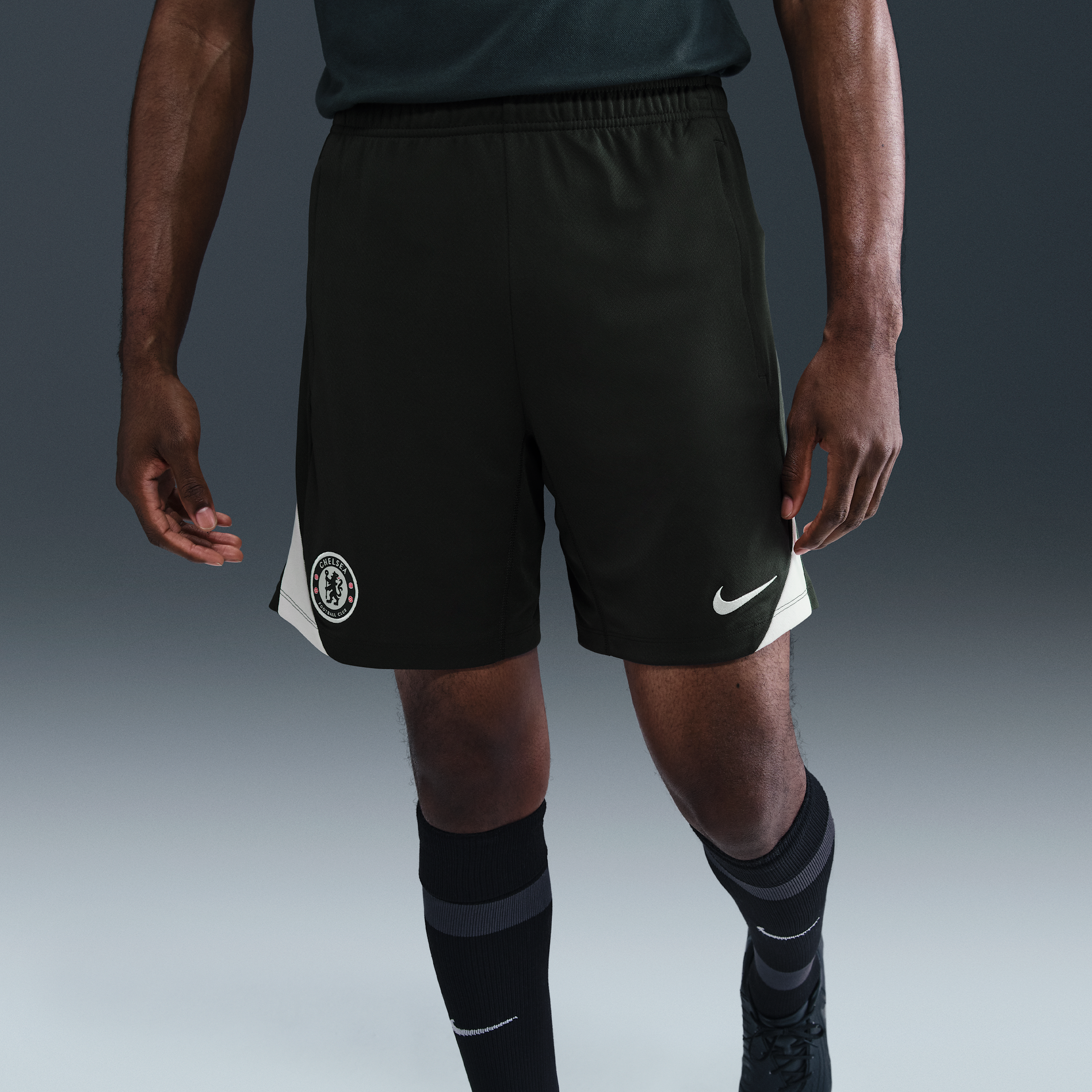 Thumbnail - FC Chelsea Strike Nike Dri-FIT Fußballshorts aus Strickmaterial (Herren) - Grün