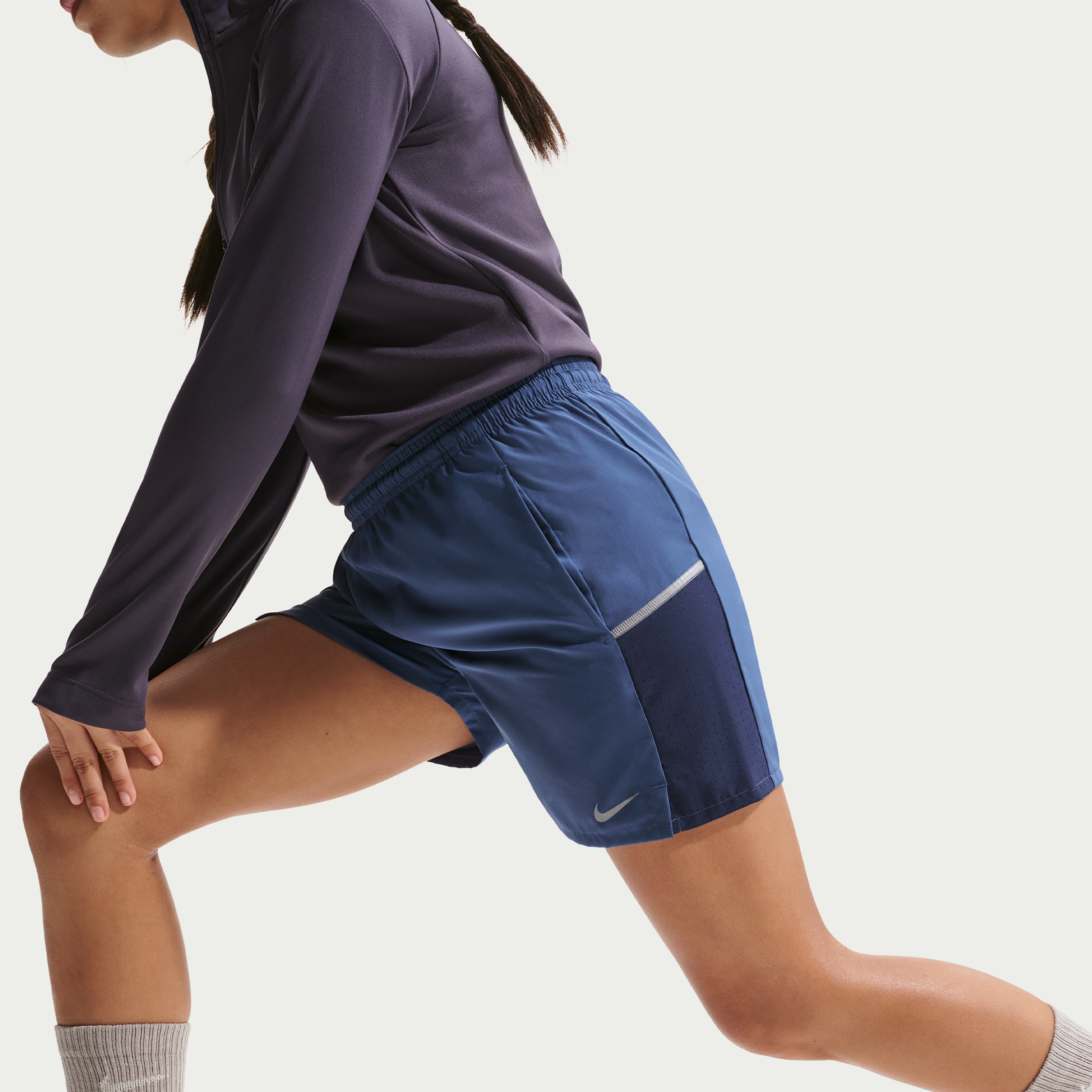 Thumbnail - Nike Miler Dri-FIT Trainingsshorts (ältere Kinder) - Blau