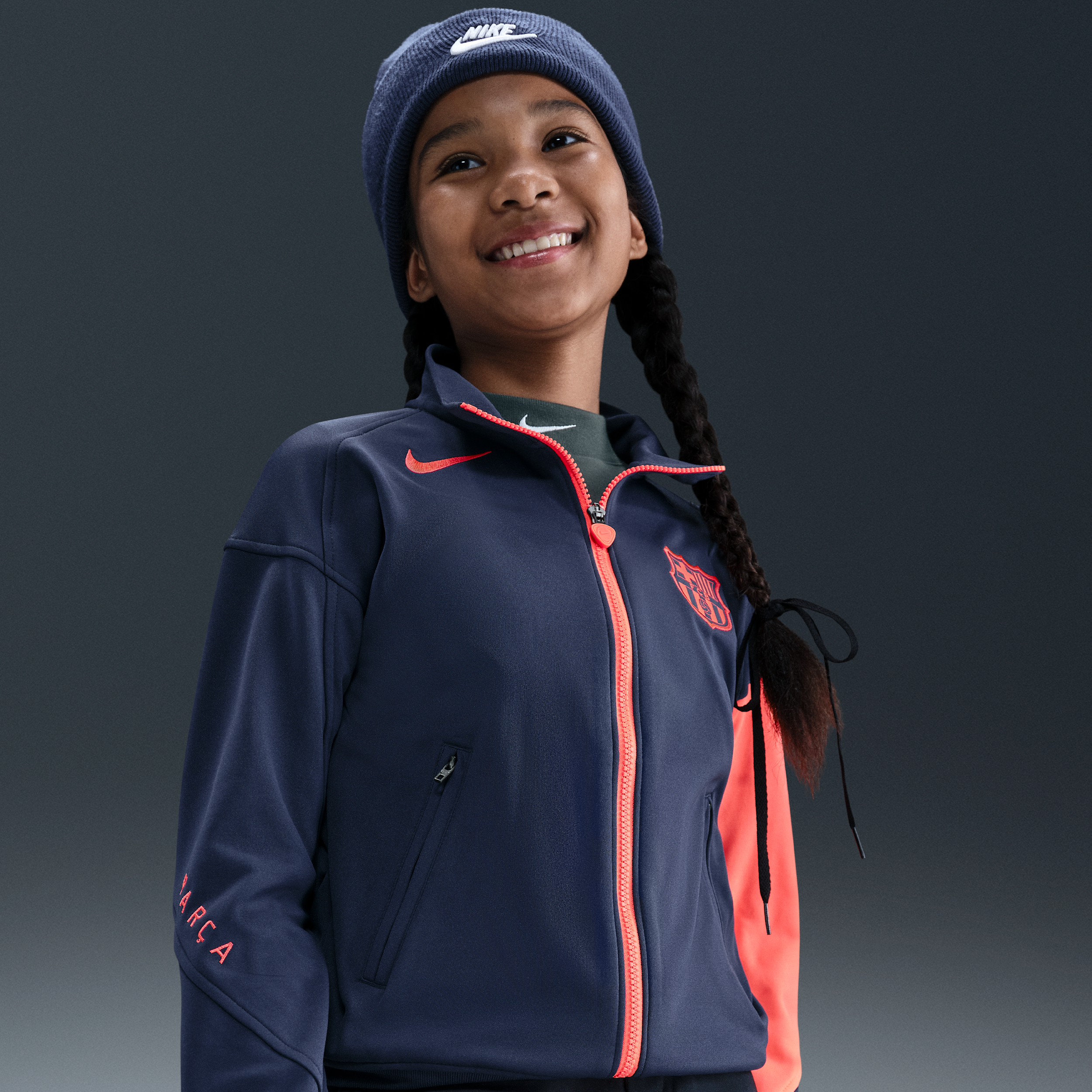 Thumbnail - FC Barcelona Academy Pro Third Nike Dri-FIT Total 90 Fußball-Hymnenjacke (ältere Kinder) - Blau