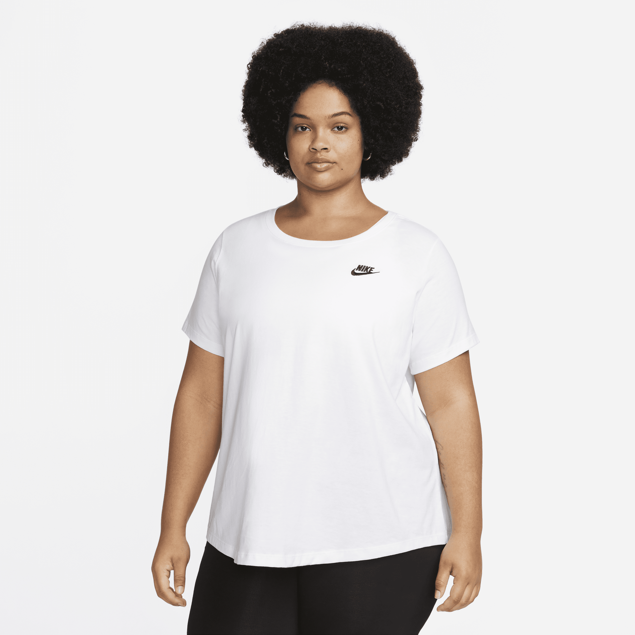 Thumbnail - Nike Sportswear Club Essentials Damen-T-Shirt - Weiß