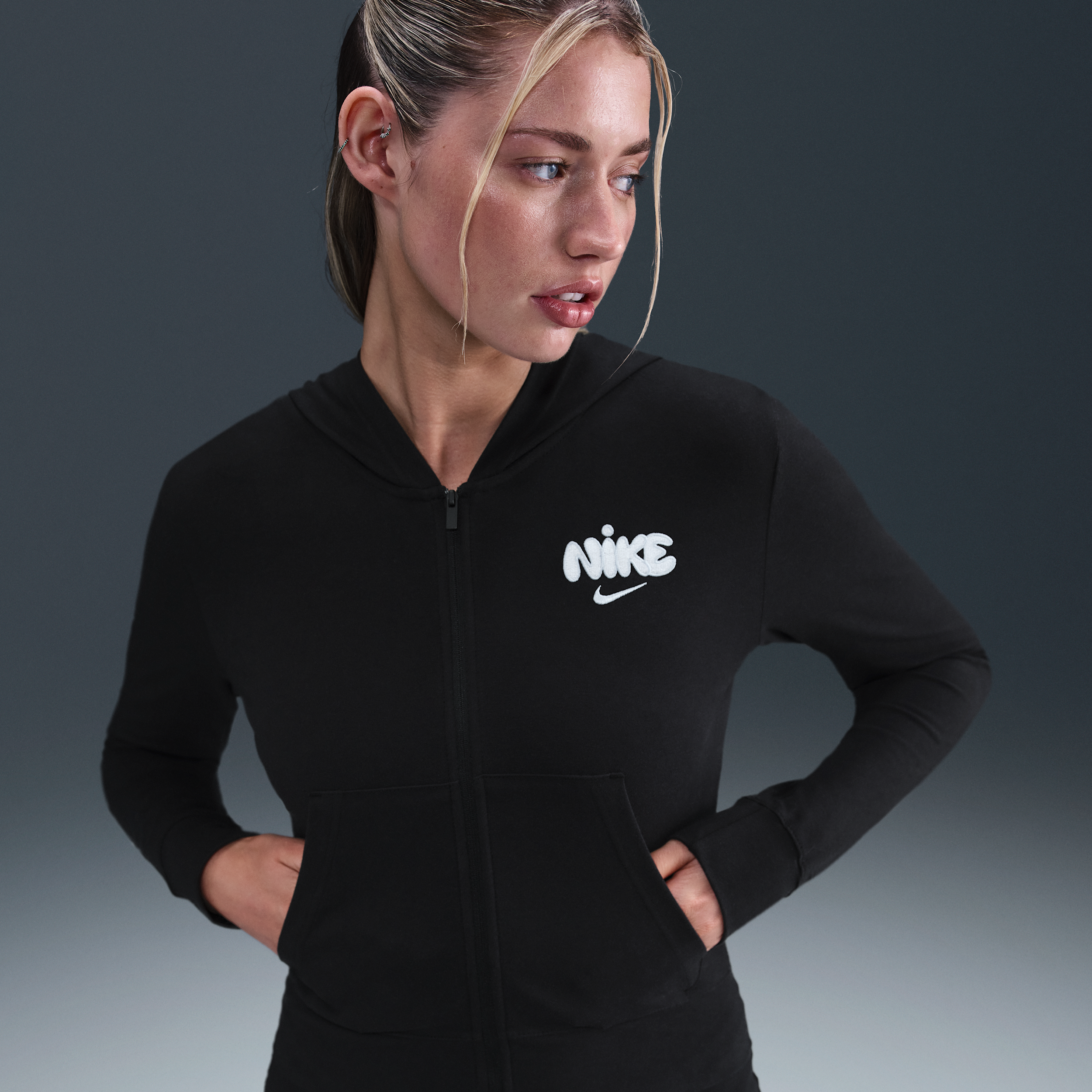 Thumbnail - Nike Longsleeve mit Kapuze und durchgehendem Reißverschluss (Damen) - Schwarz