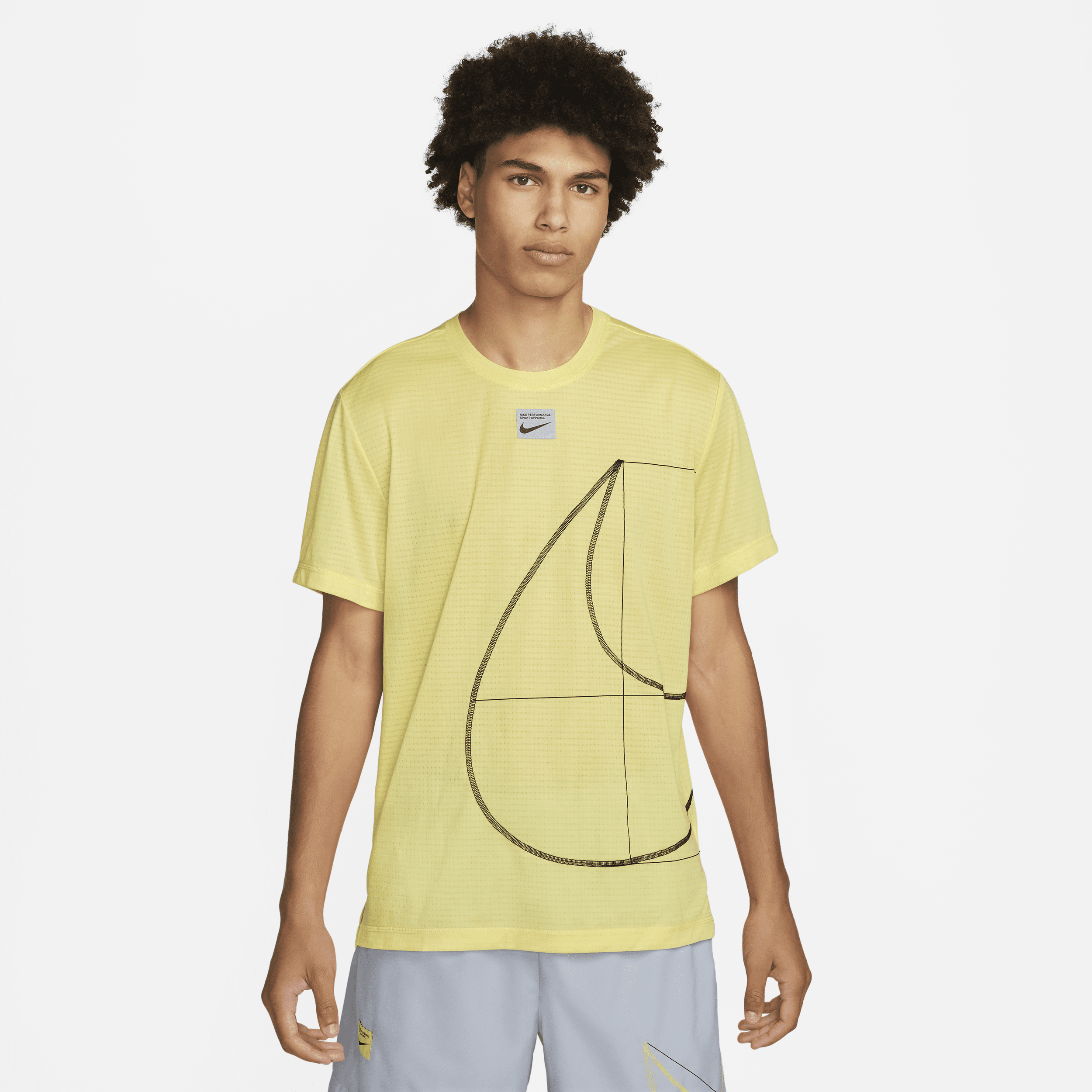 Męska koszulka do fitnessu z krótkim rękawem Nike Dri-FIT Q5 - Żółty