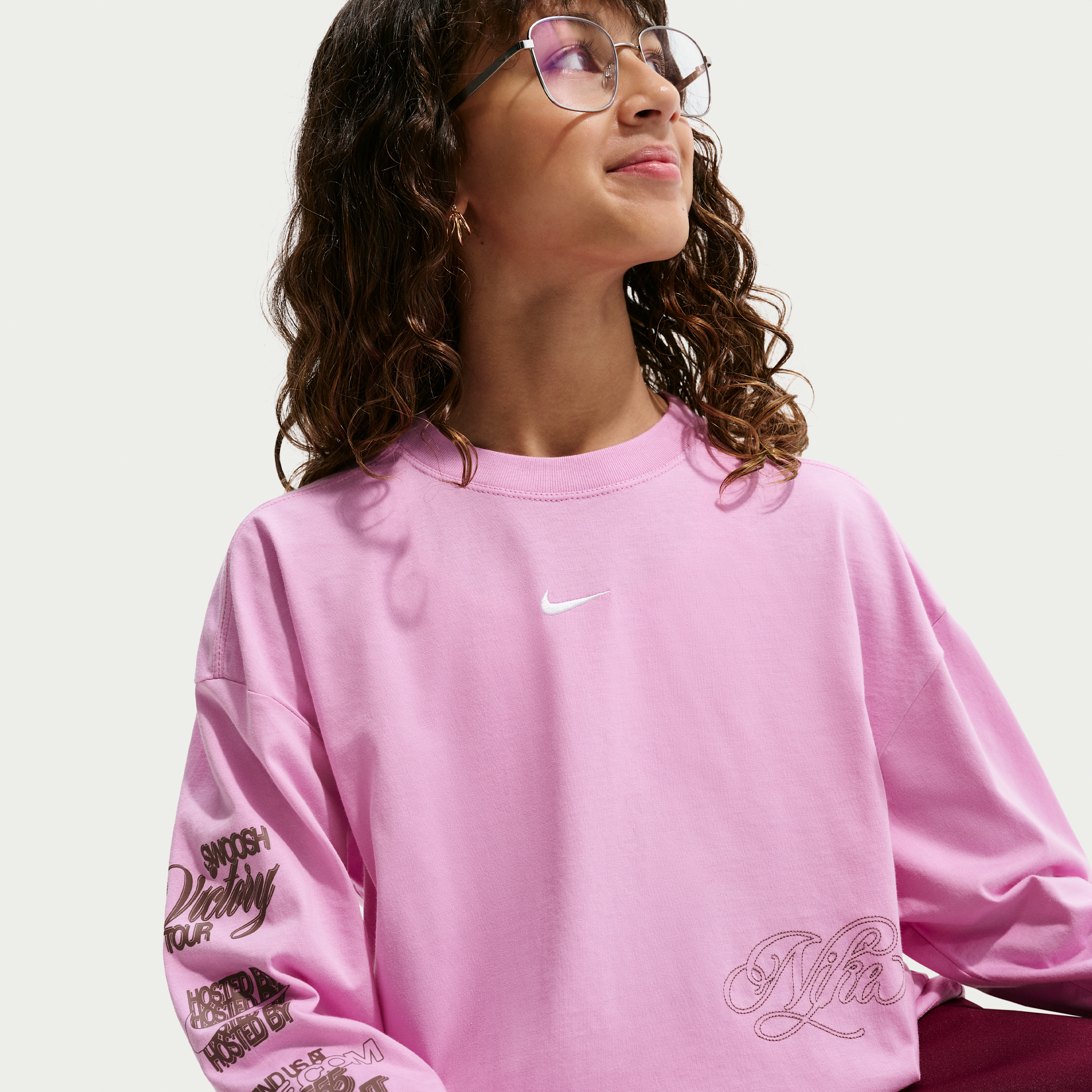 Thumbnail - Nike extragroßes Langarm-T-Shirt für ältere Kinder (Mädchen) - Lila