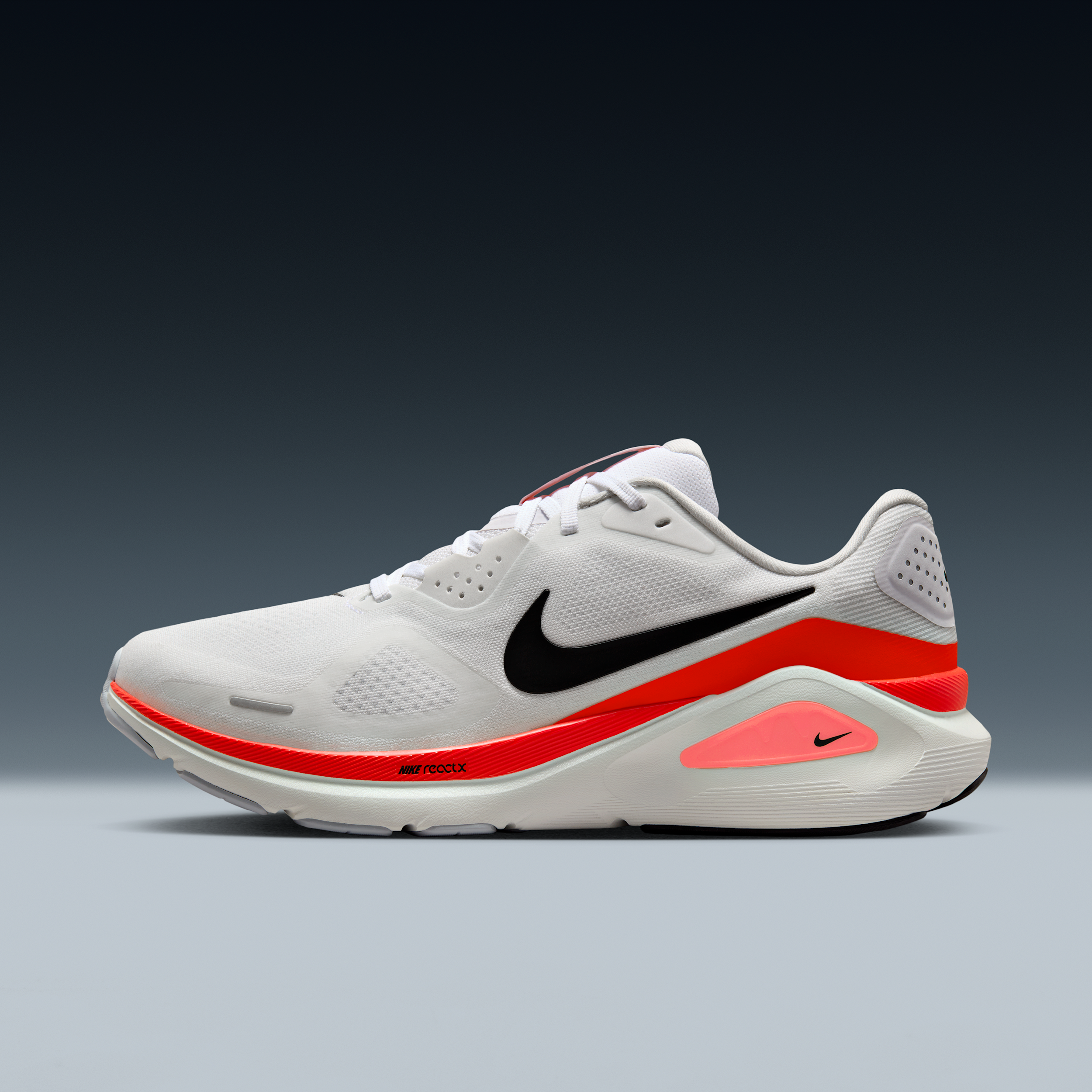 Thumbnail - Nike Structure 26 Straßenlaufschuh (Herren) - Weiß