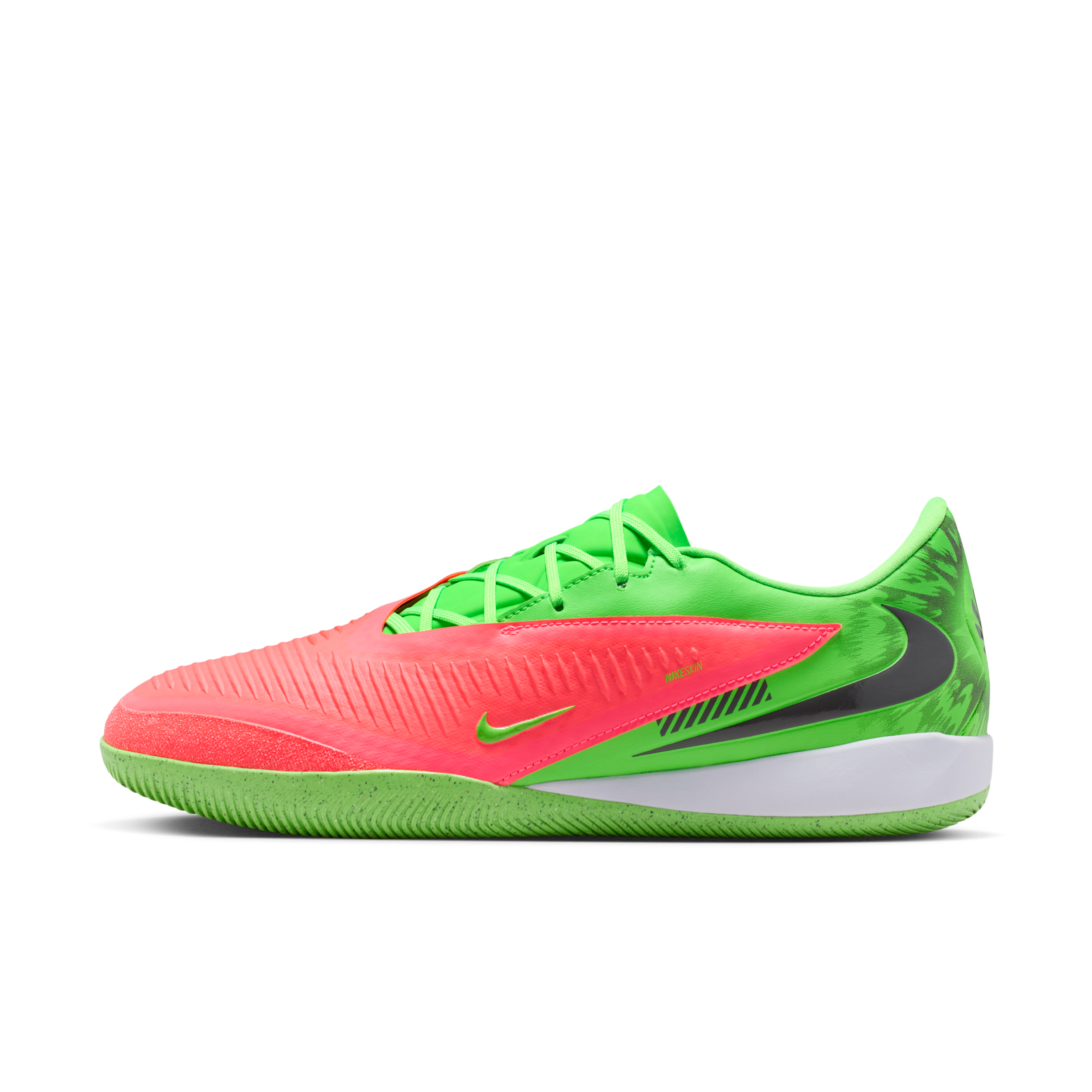 Halowe buty piłkarskie Nike Phantom 6 Low Academy „Erling Haaland” - Różowy