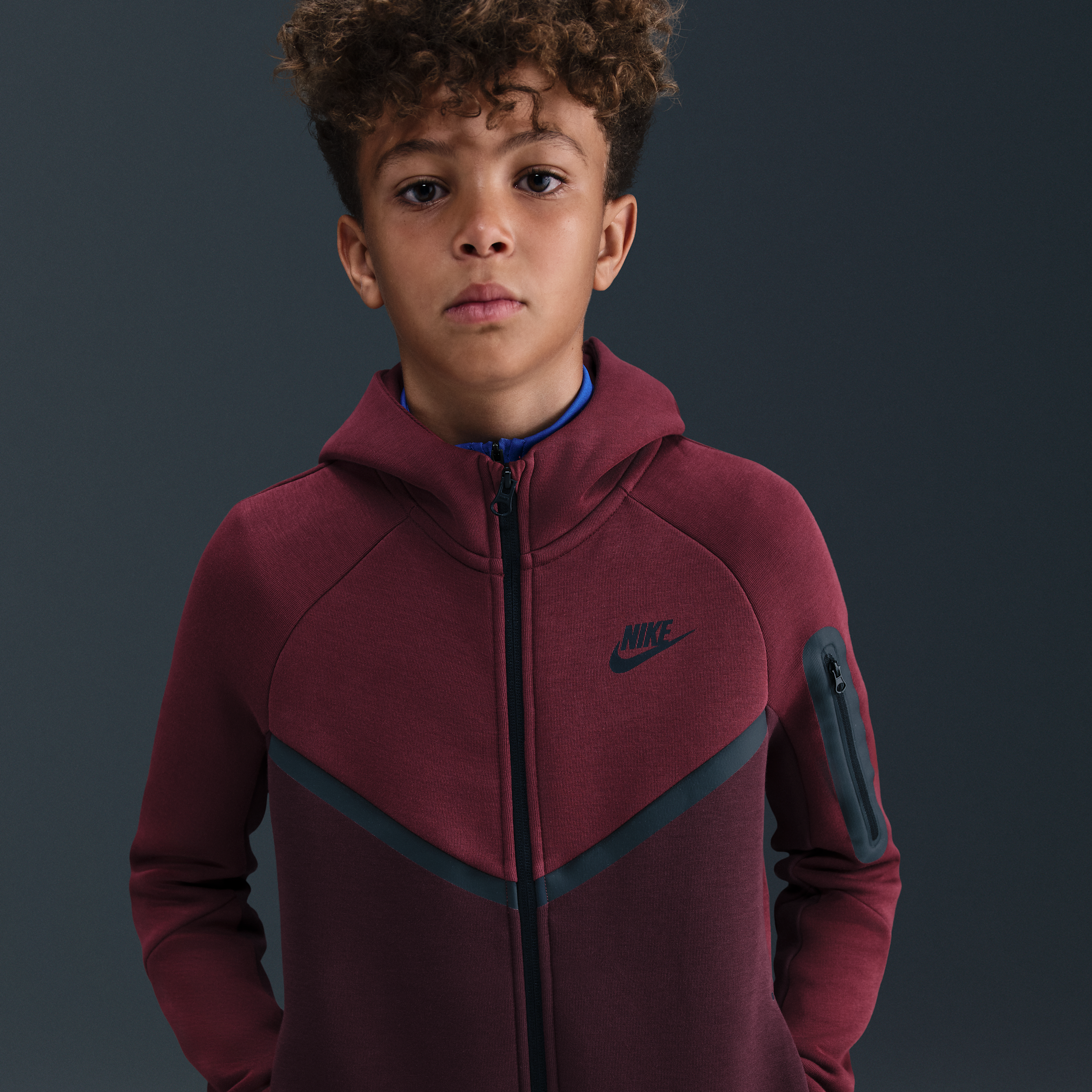 Thumbnail - Nike Tech Fleece Hoodie mit durchgehendem Reißverschluss für ältere Kinder - Rot