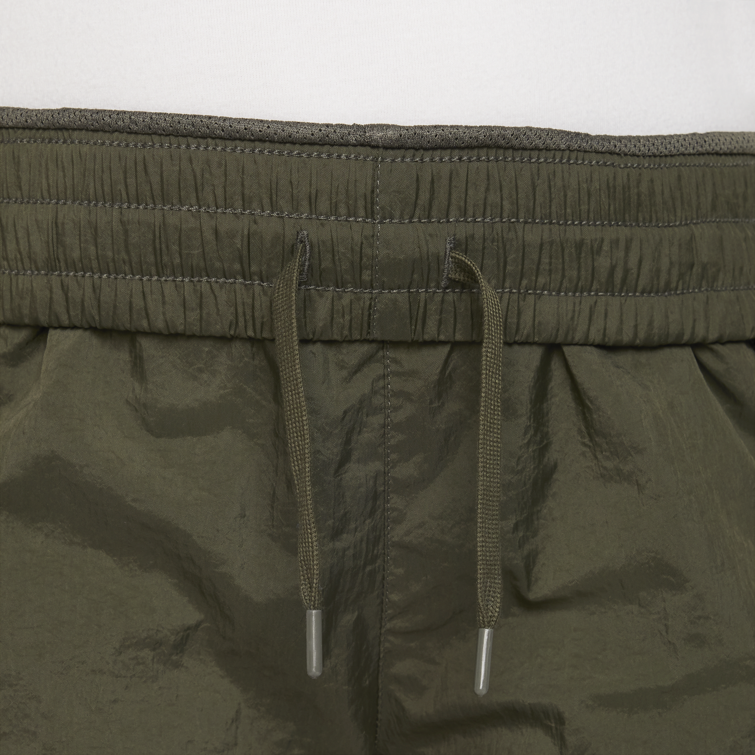 Nike Sportswear Geweven cargobroek met hoge taille voor meisjes Groen