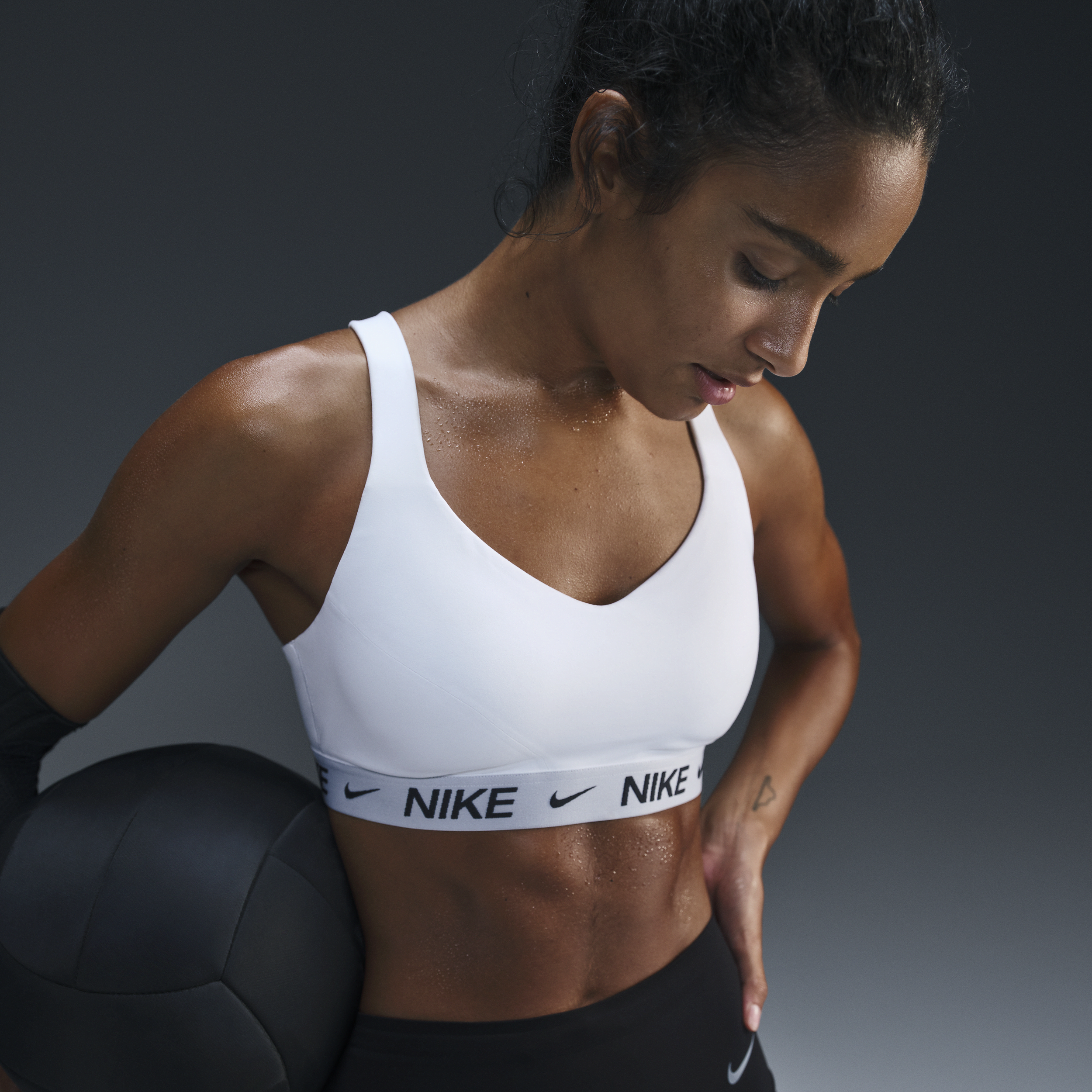 Nike Indy High-Support Women's Padded Adjustable Sports Bra - White - Polyester/Elastane