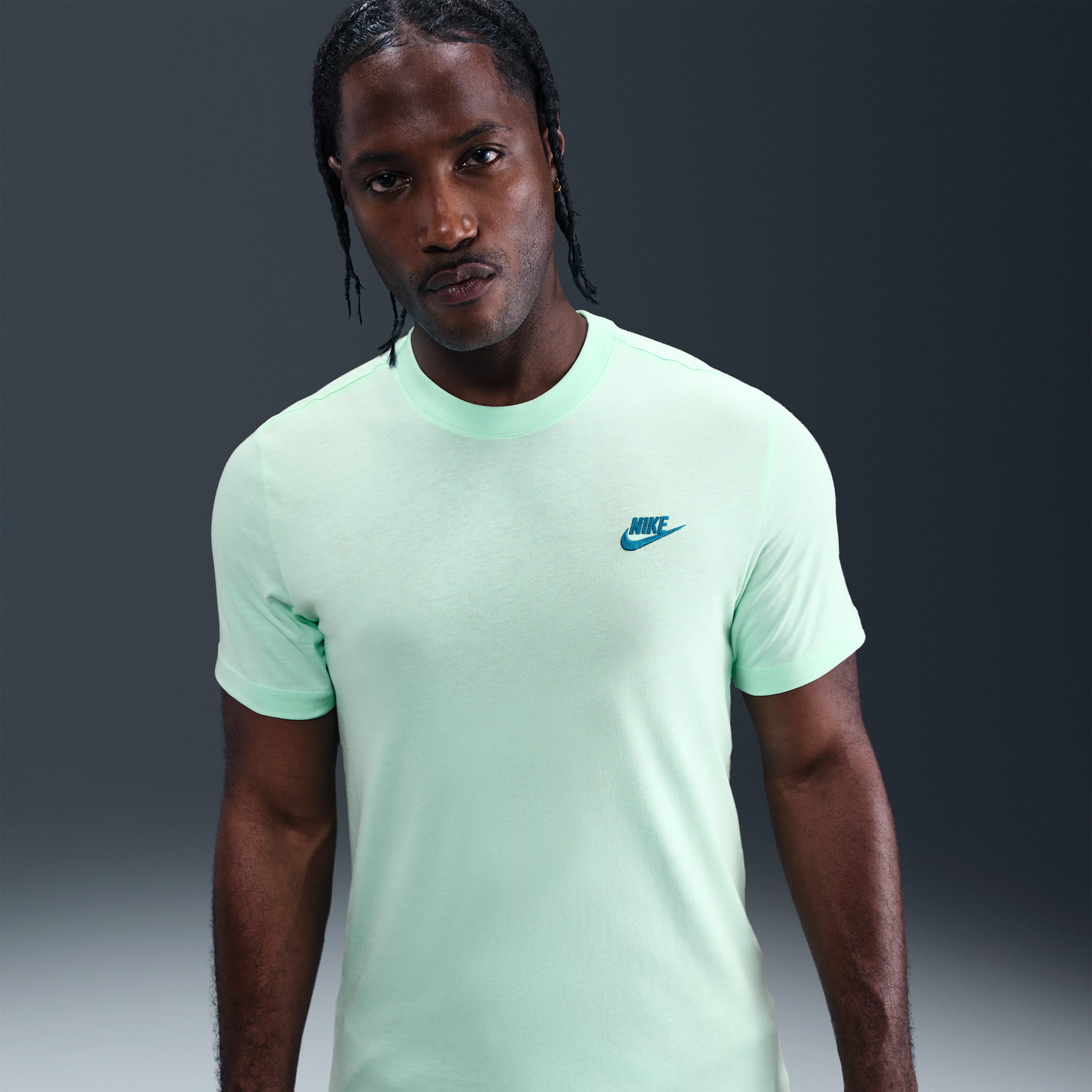 Nike Club Men's T-Shirt - Green