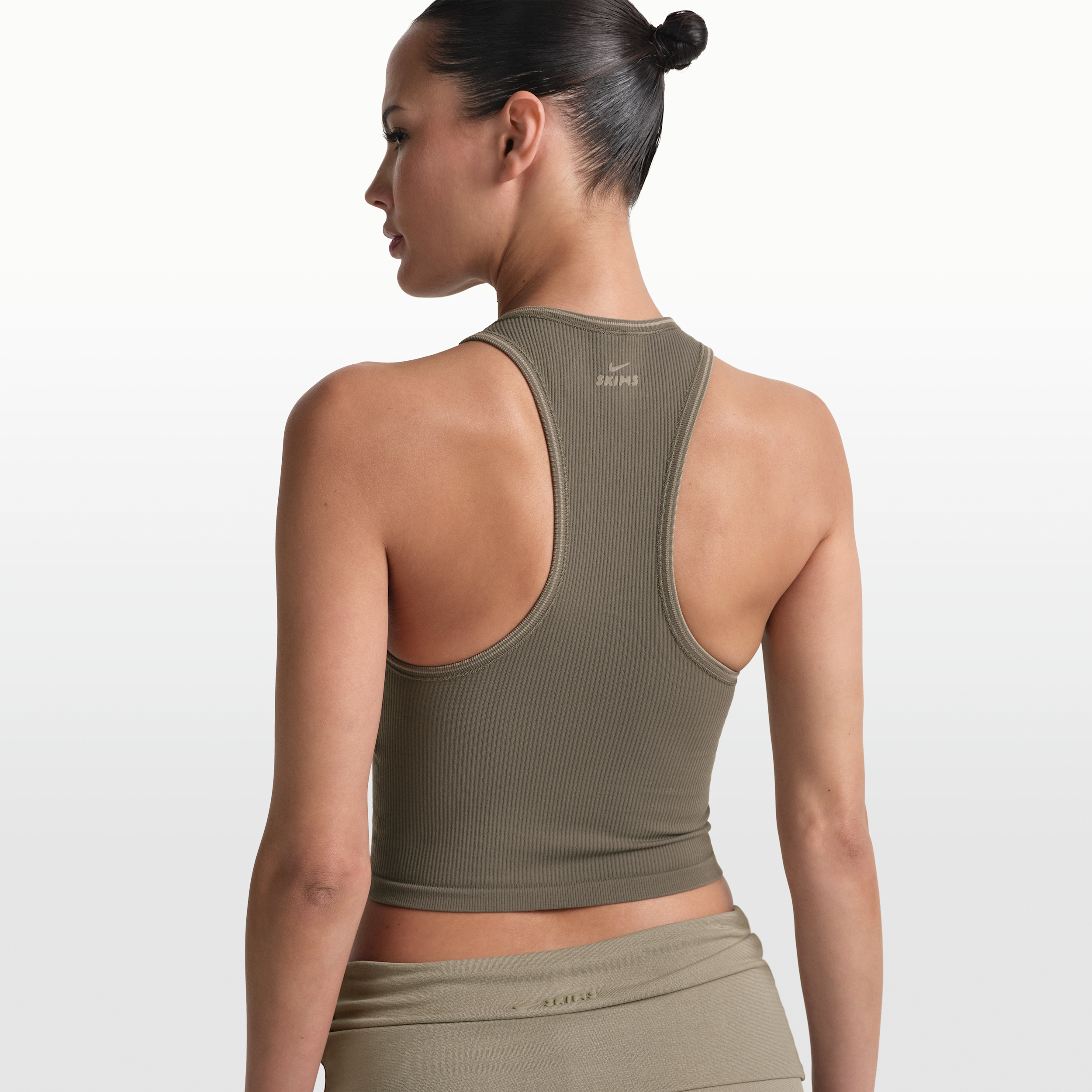 NikeSKIMS Ribbed Seamless IR5152-279 02