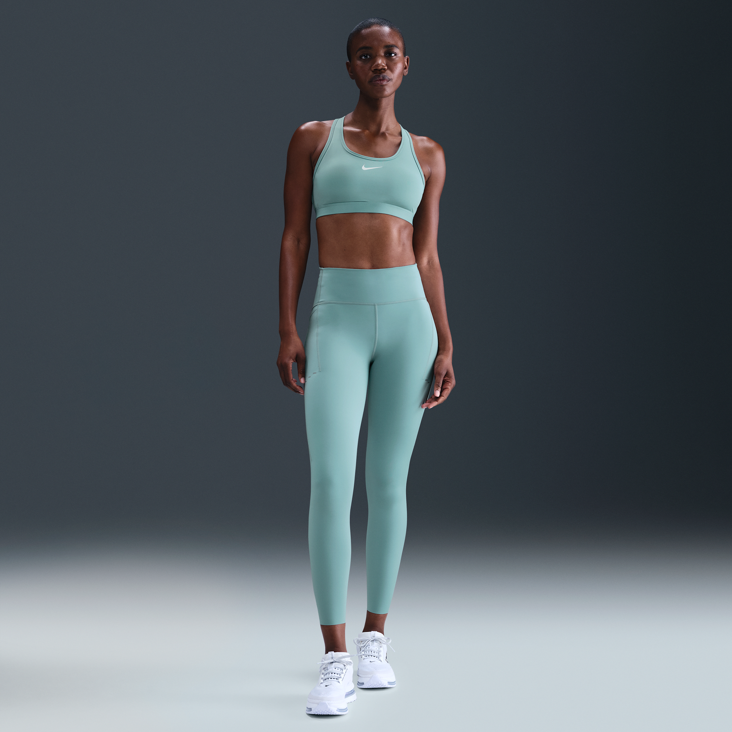 Nike Swift 7/8-hardlooplegging met hoge taille en zakken voor dames - Groen